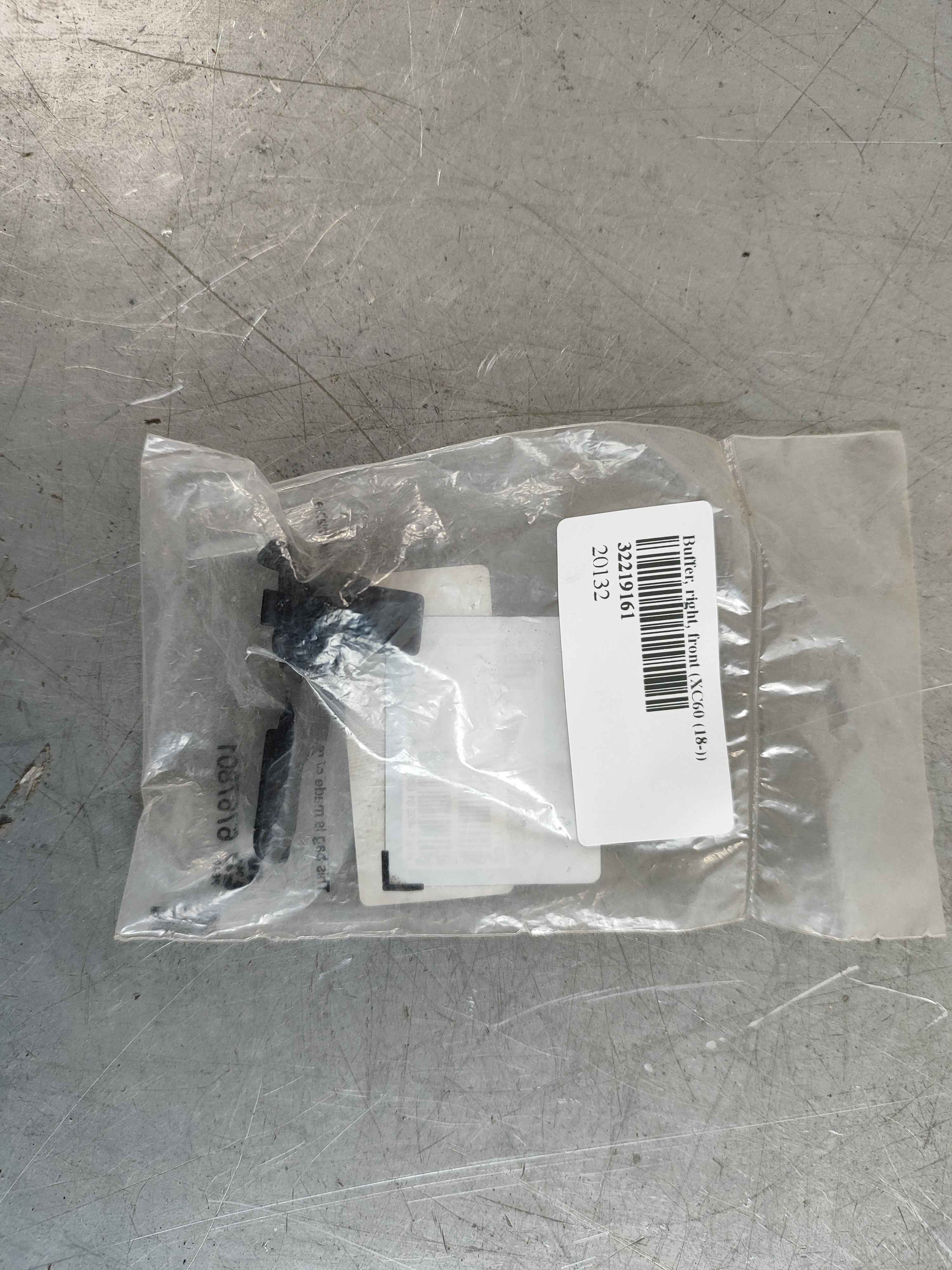 Buffer, right, front (XC60 (18-))