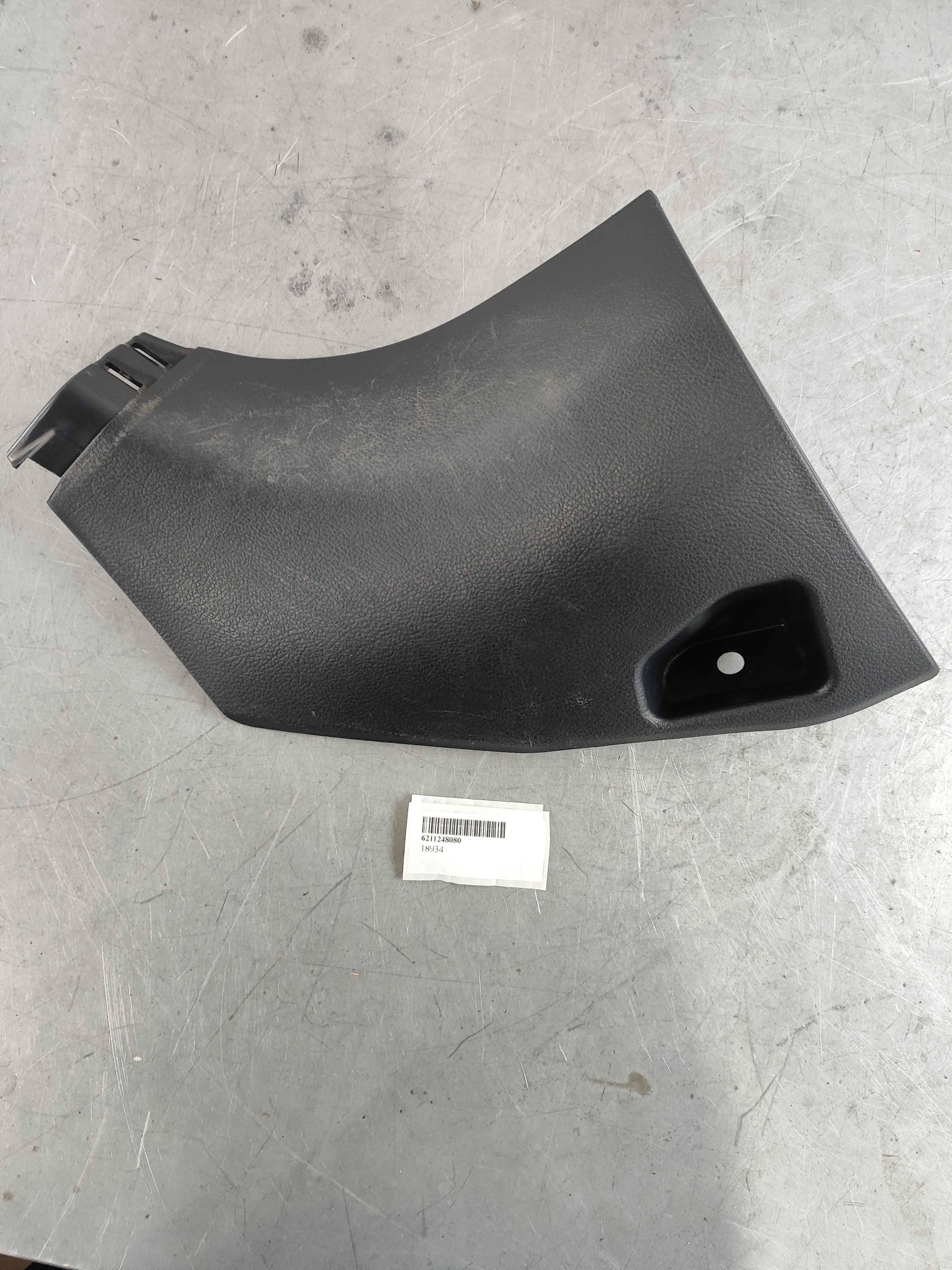Lexus 6211248080