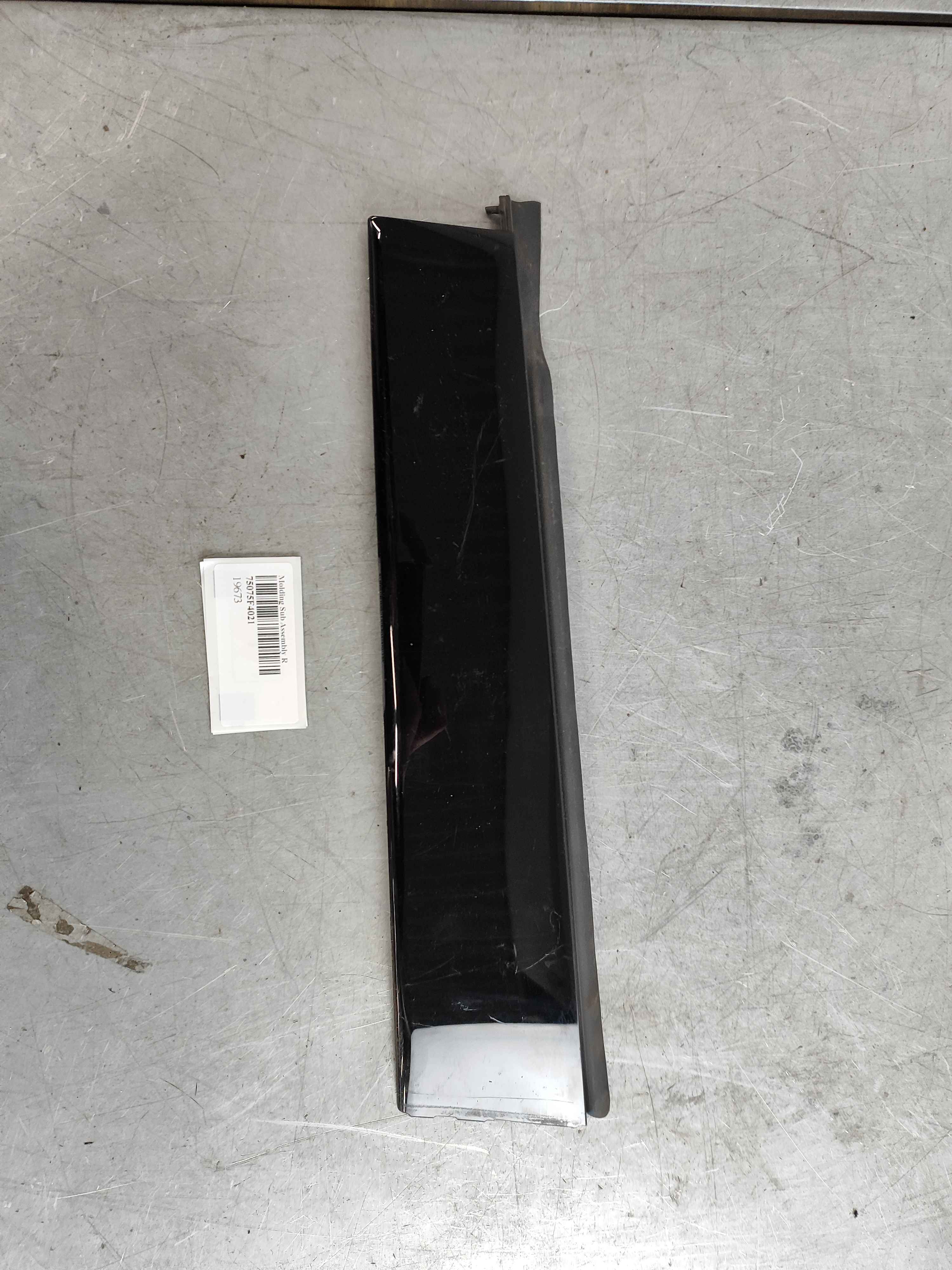 Molding Sub Assembly R