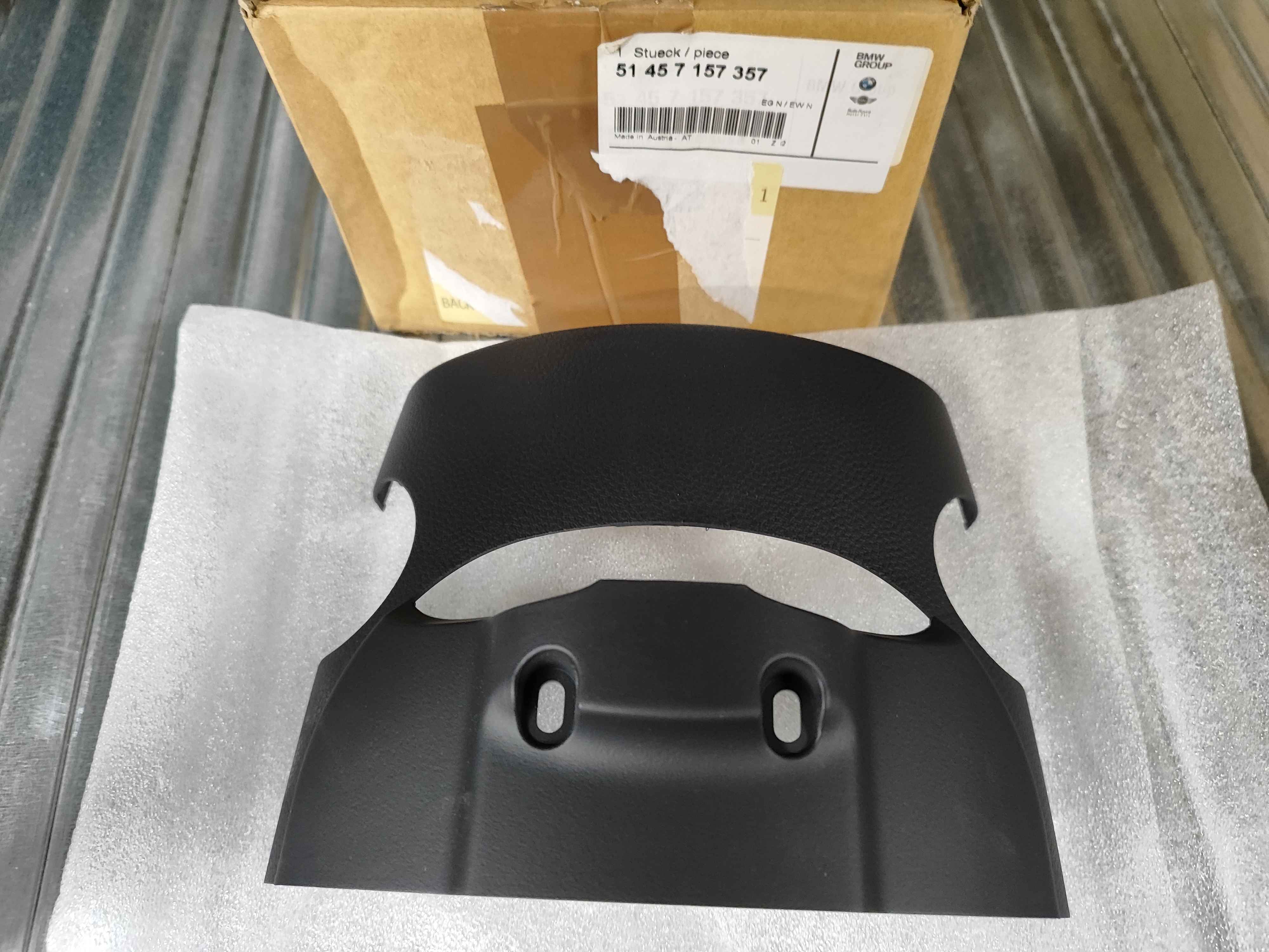 Trim panel, steering column, top Mini