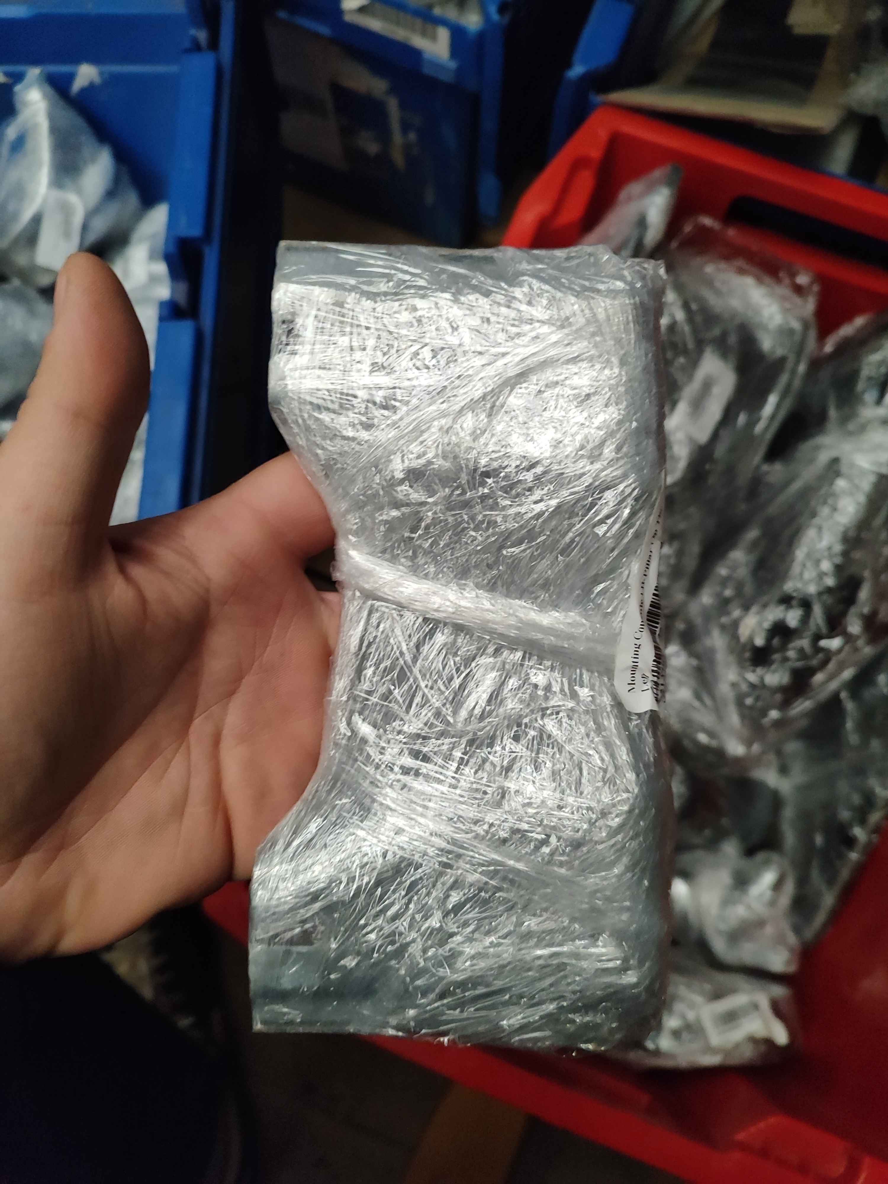 Mounting Consule | B-Pillar On The Left