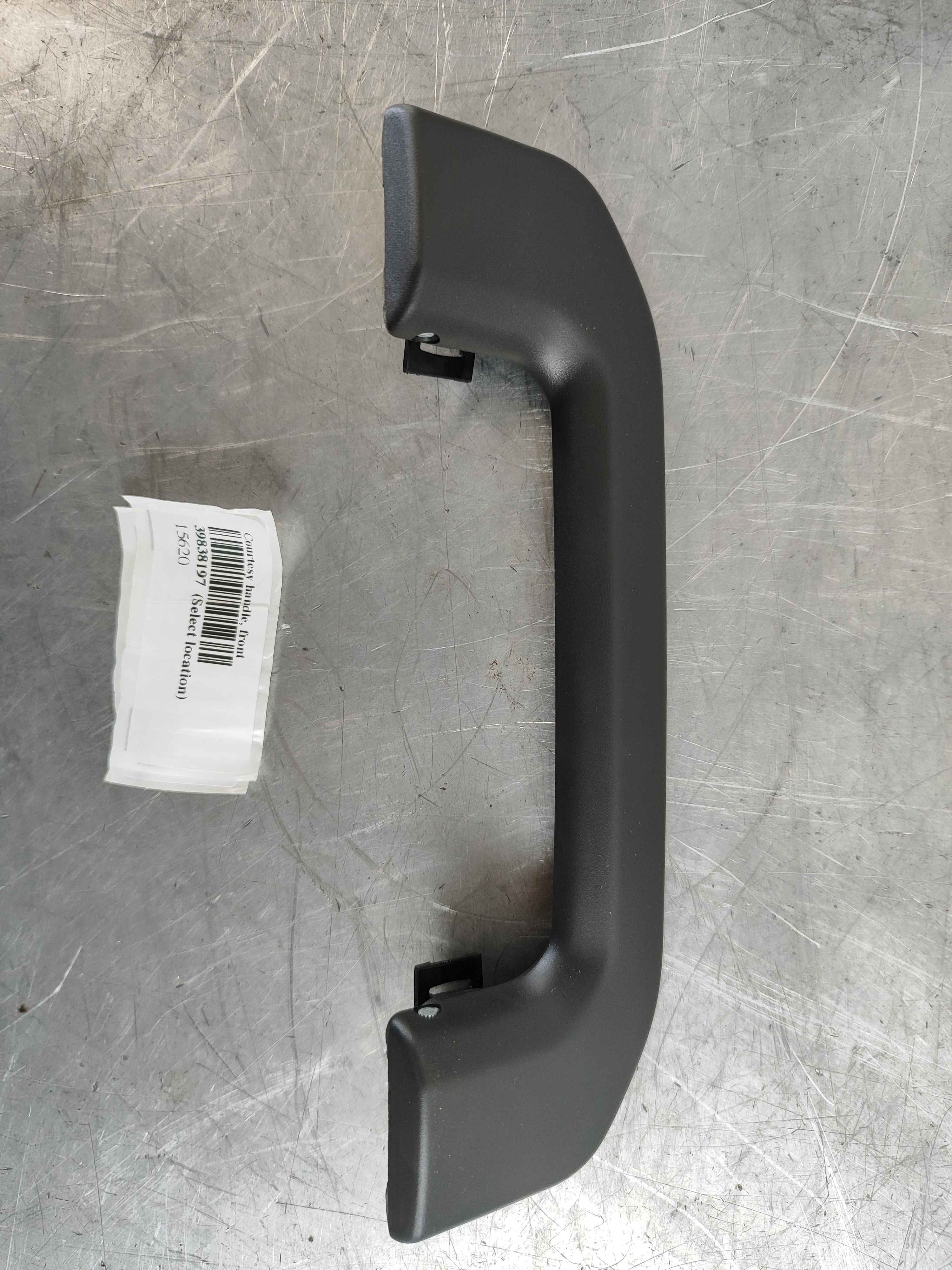 Courtesy handle, front