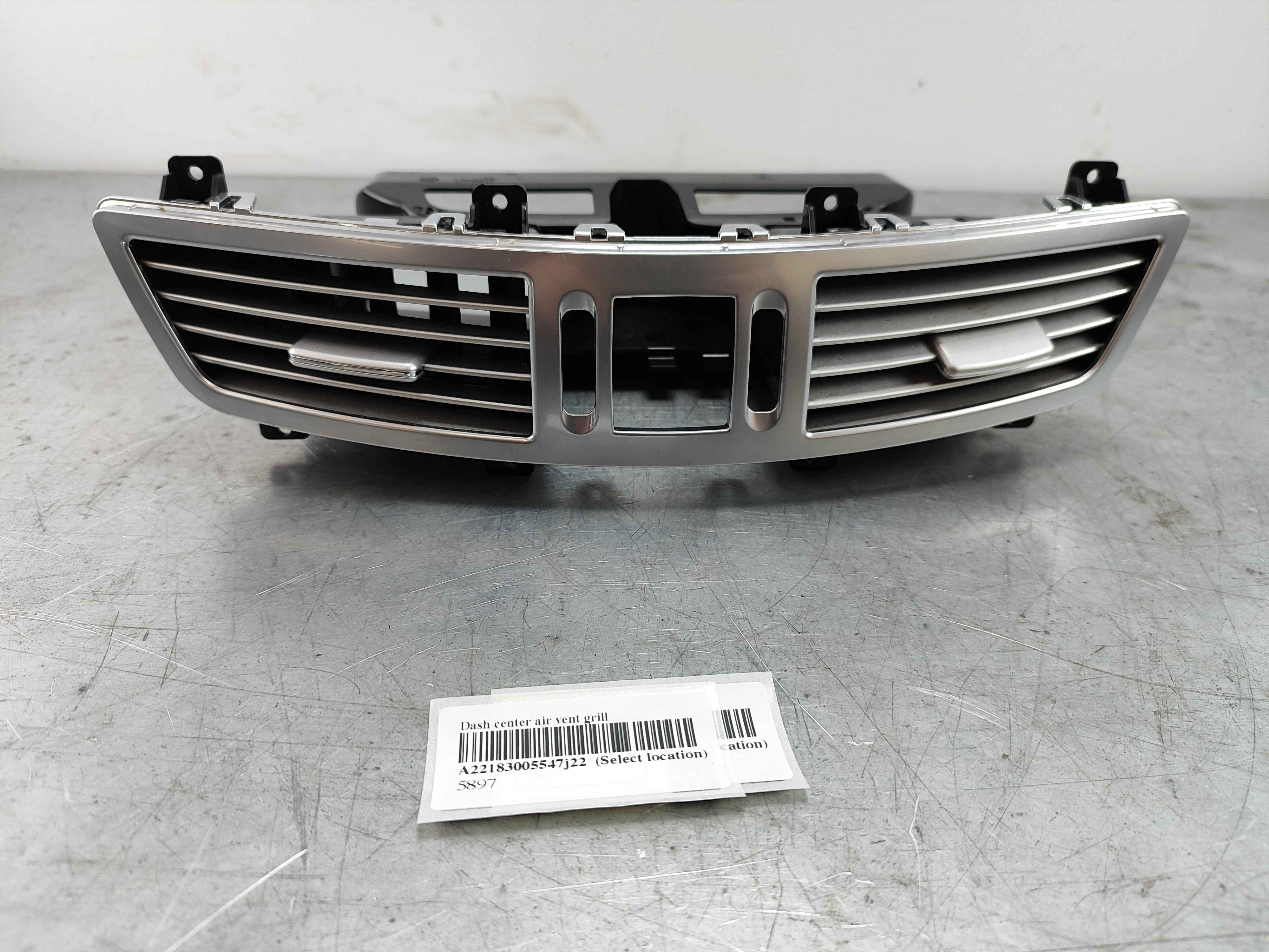 Dash center air vent grill