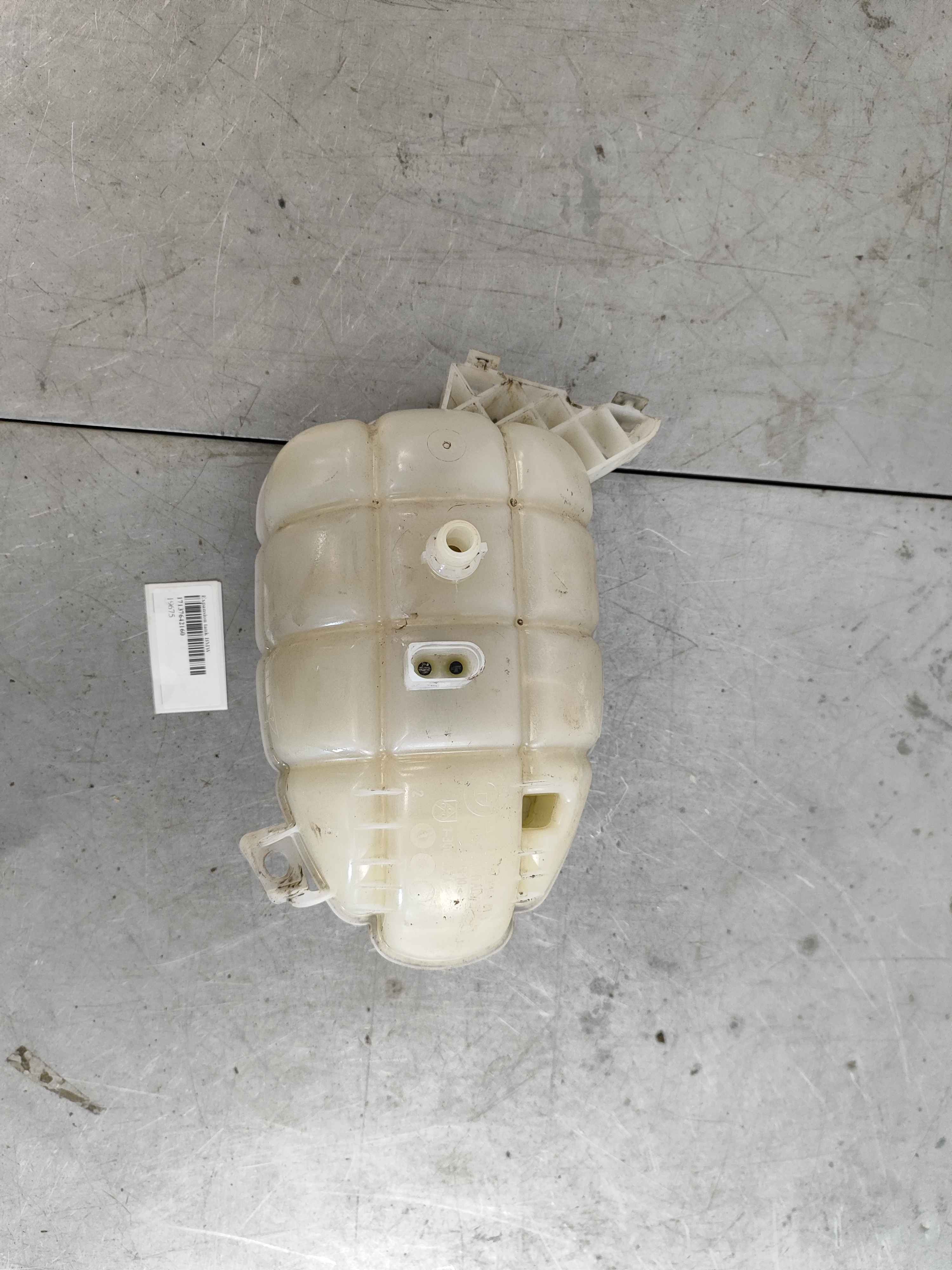 Expansion tank BMW