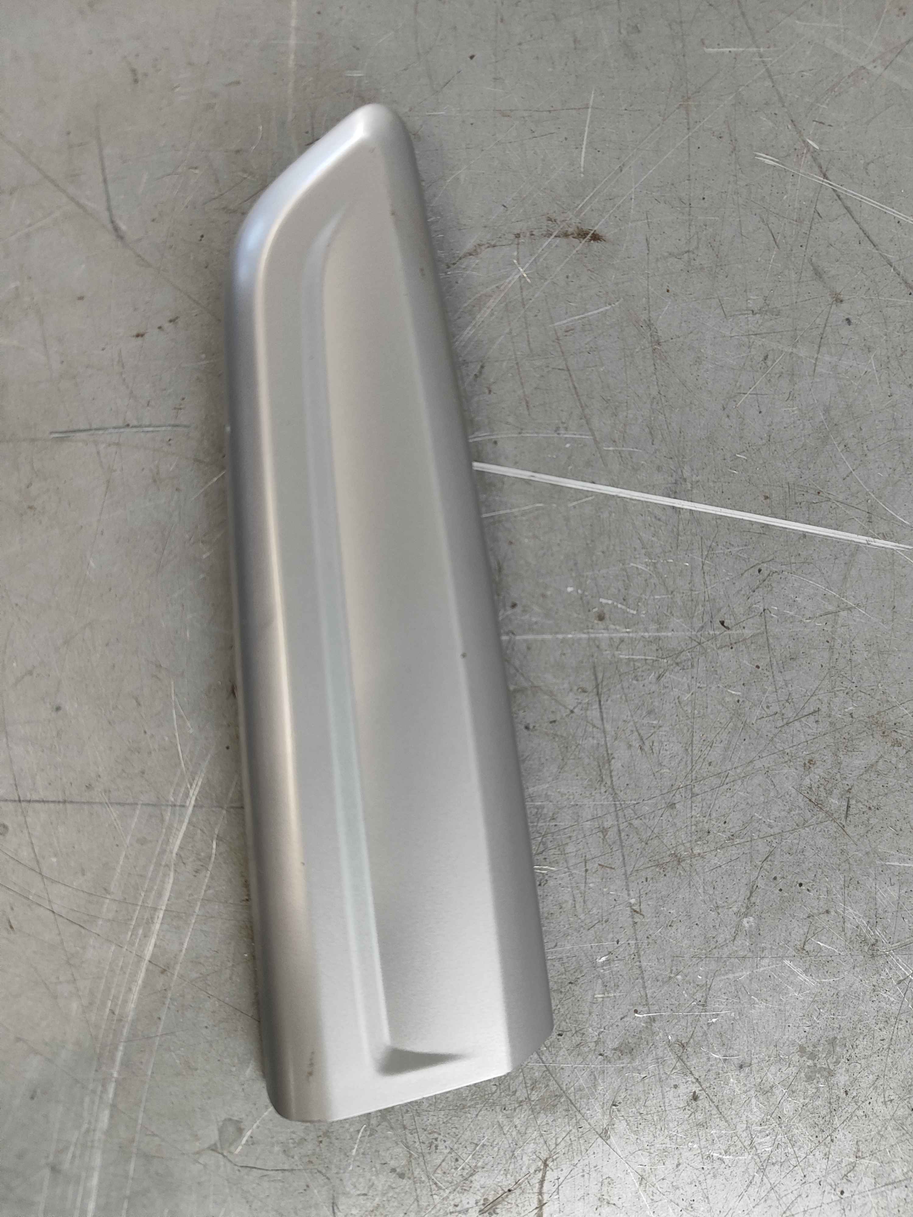 Trim for pull handle silver grey Audi Q2 81