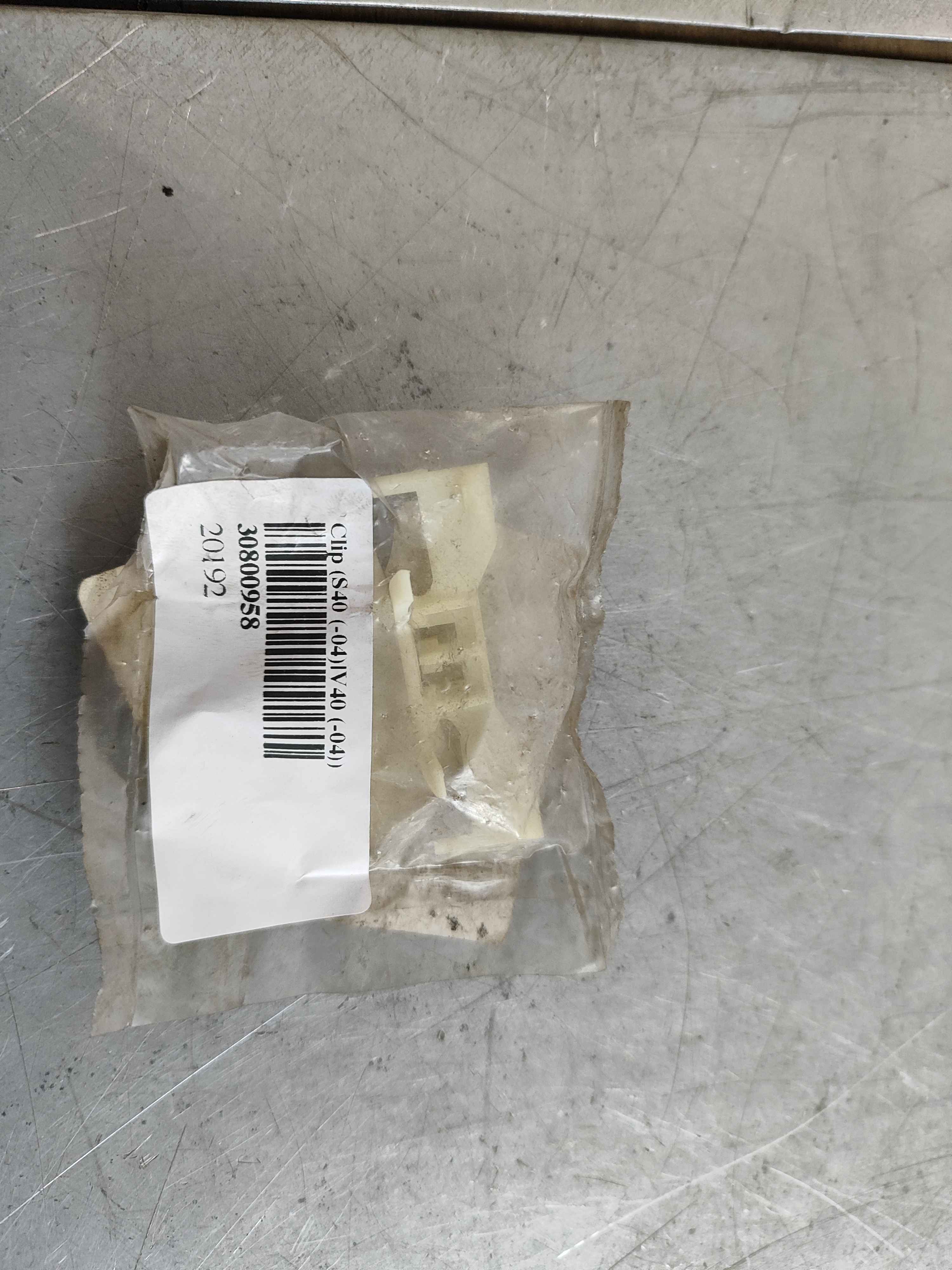 Clip (S40 (-04)|V40 (-04))