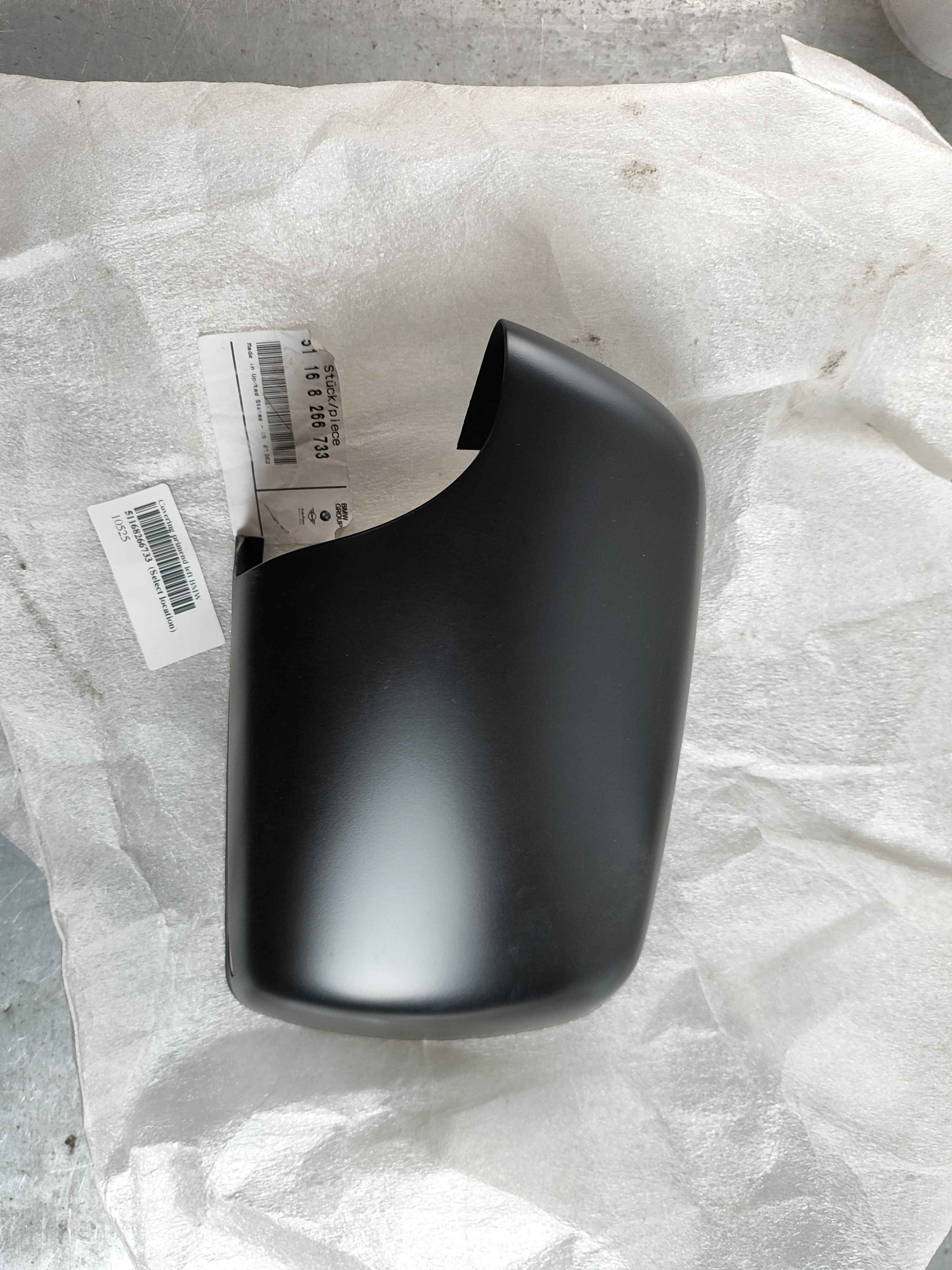 Covering primend left BMW