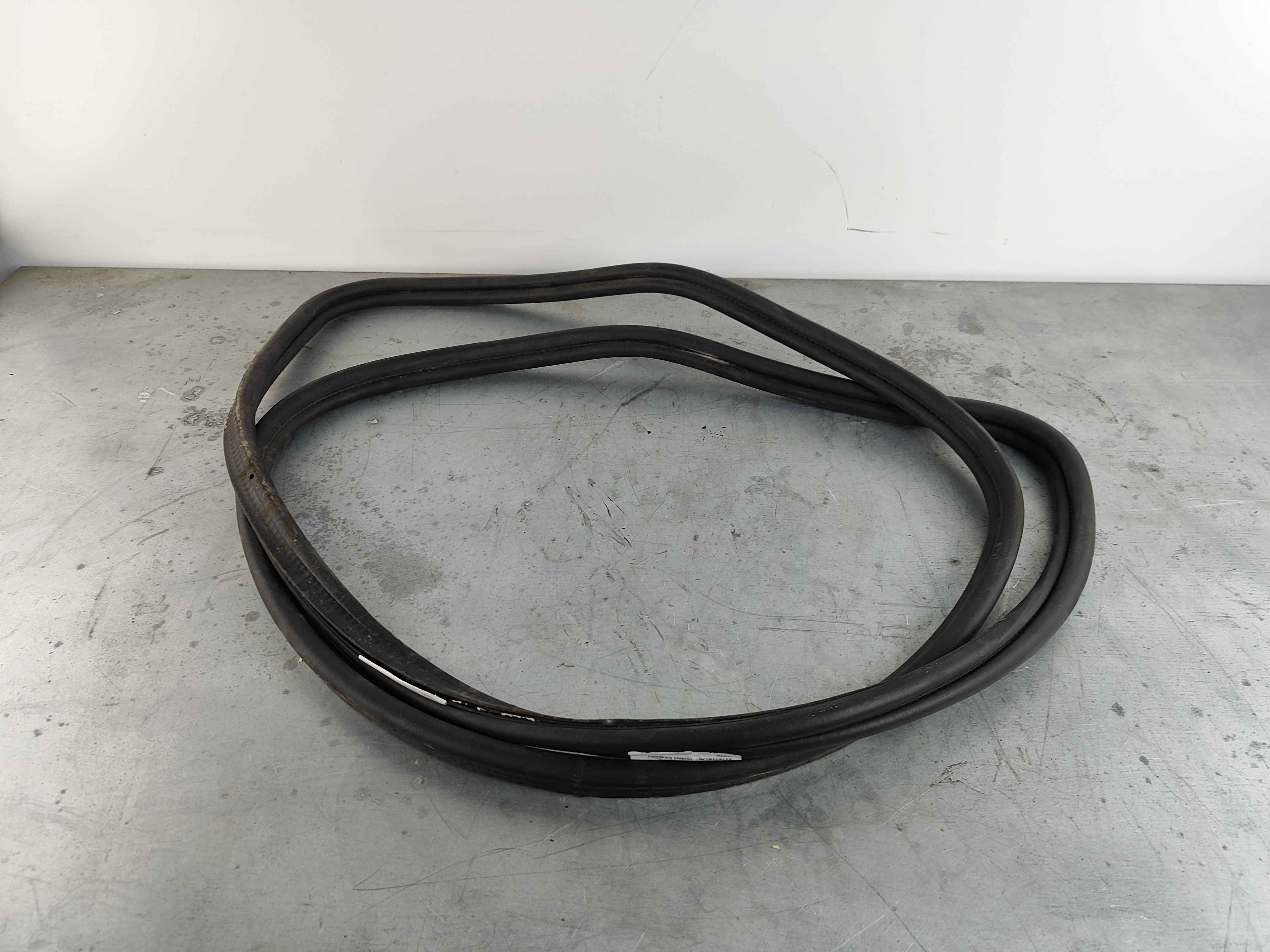 Trunk lid gasket BMW