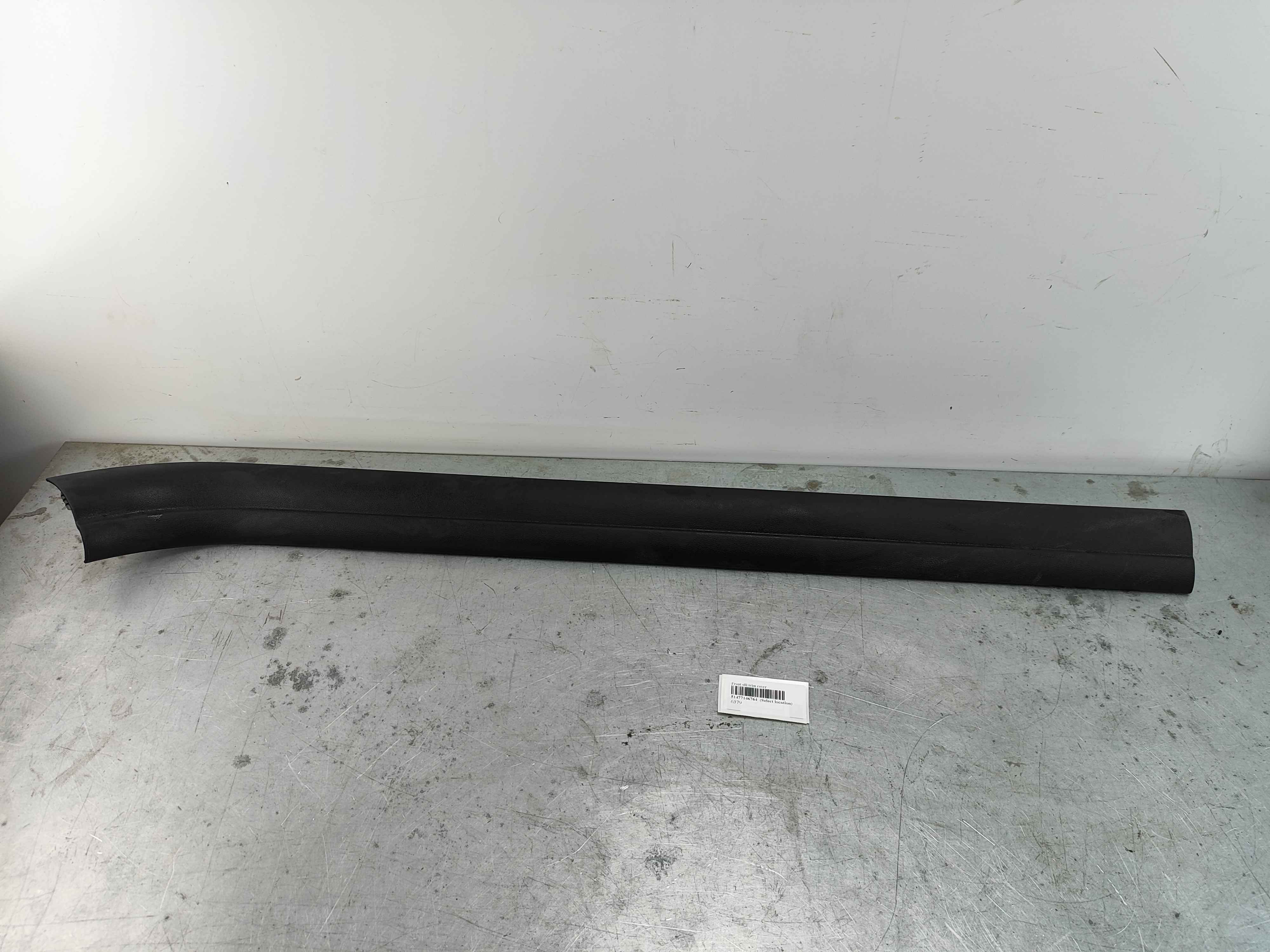 Front sill trim cover