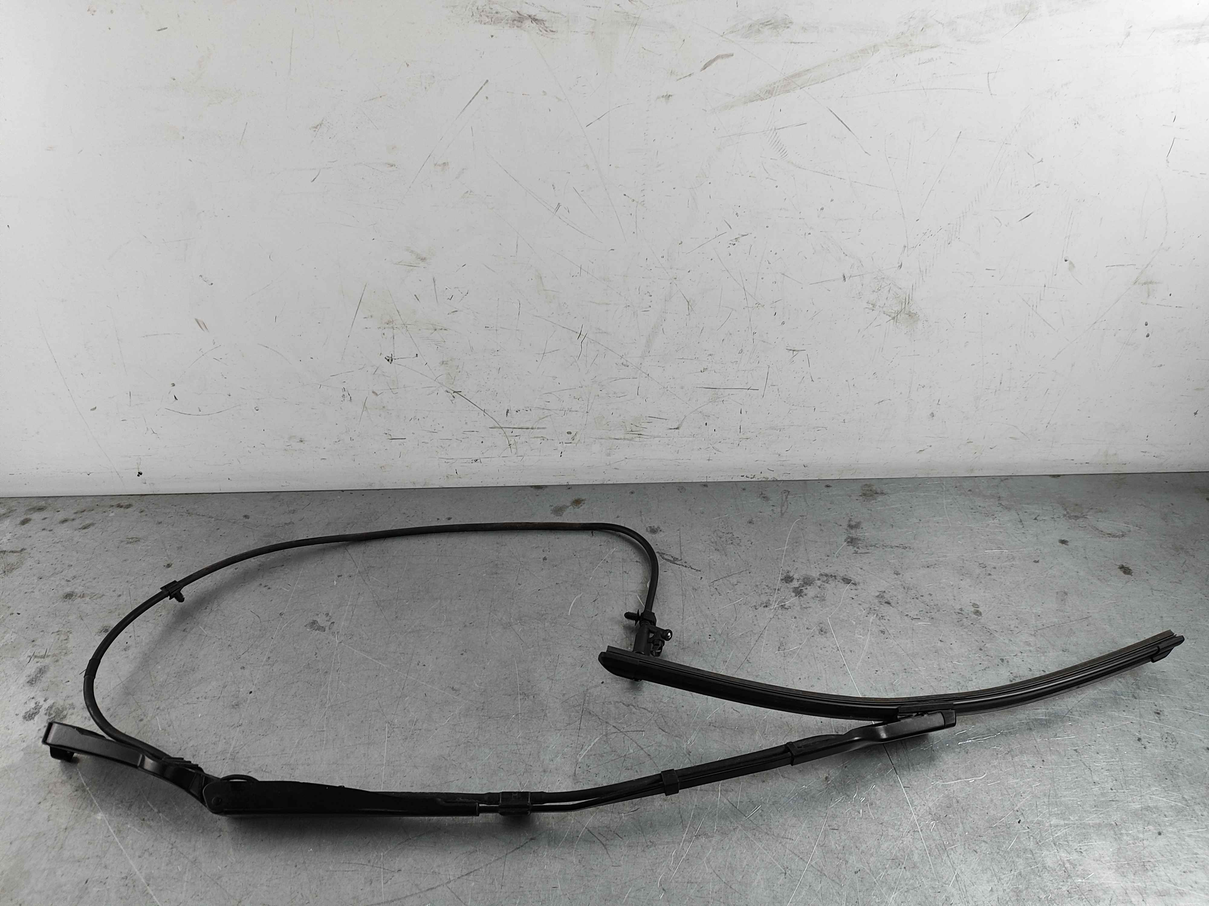 Wiper arm, right, without, washer nozzle (XC40|C40)