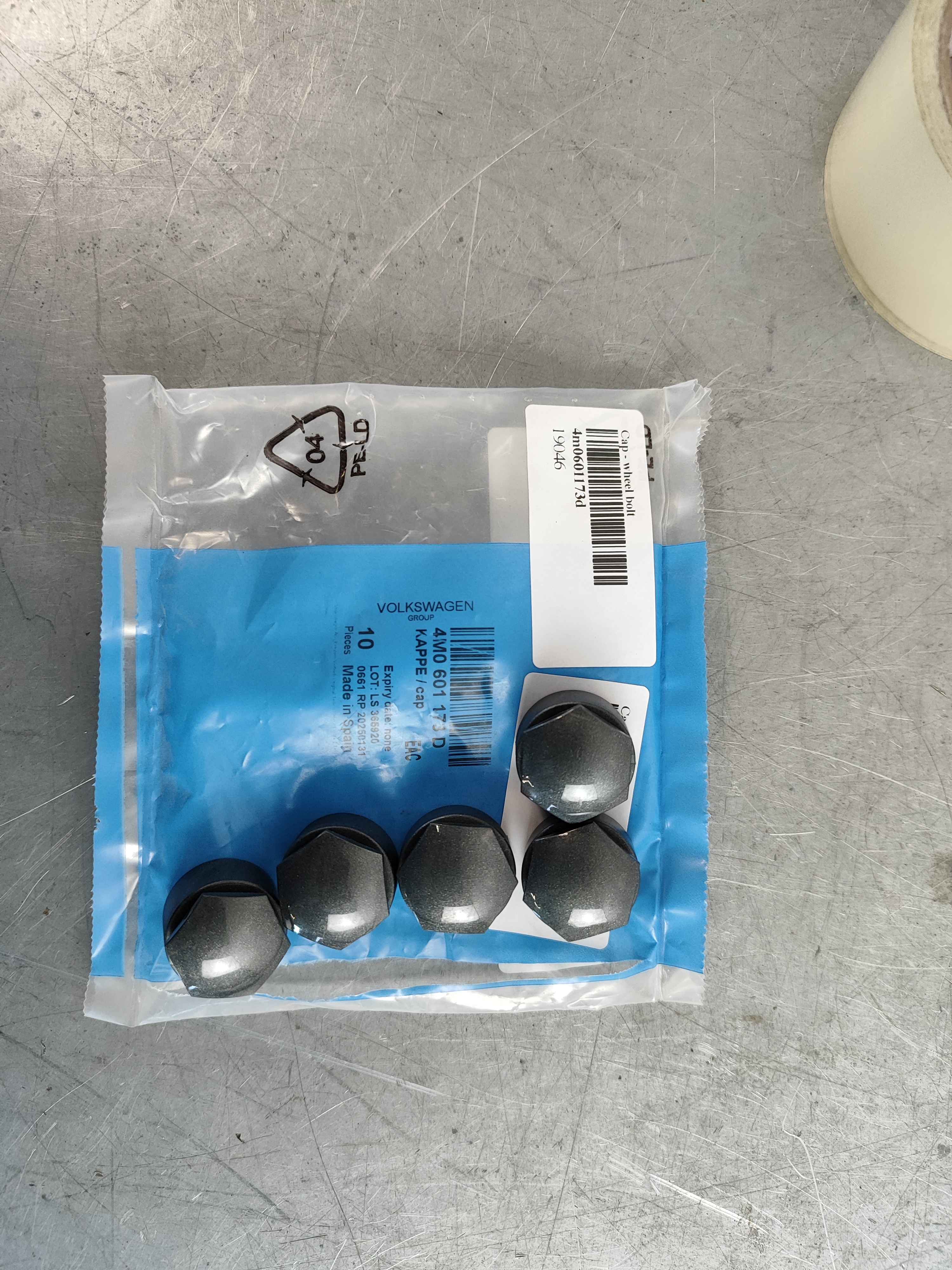Cap - wheel bolt
