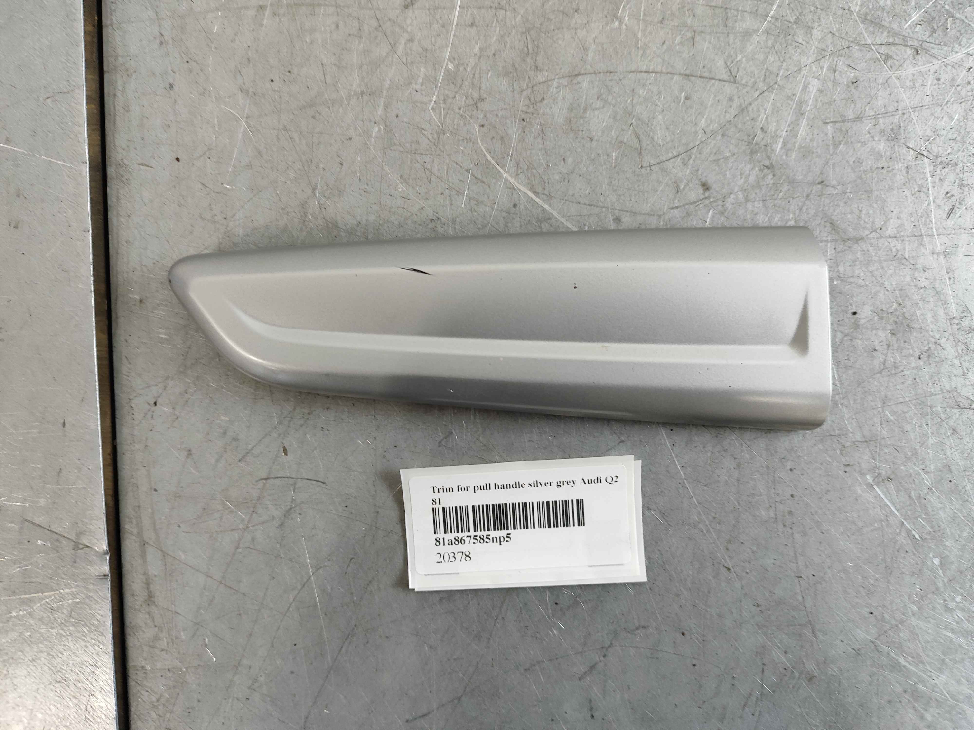 Trim for pull handle silver grey Audi Q2 81