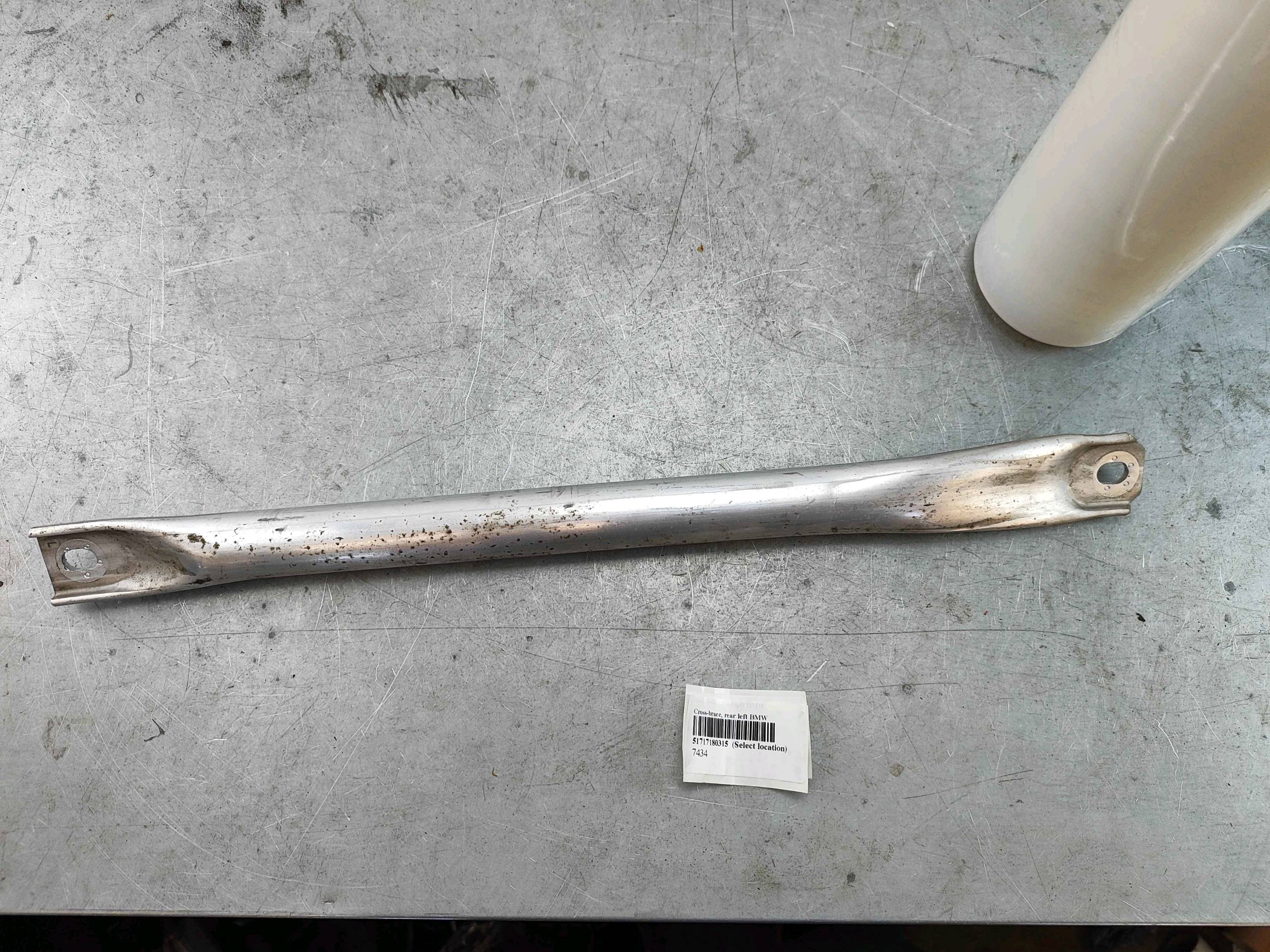 Cross-brace, rear left BMW