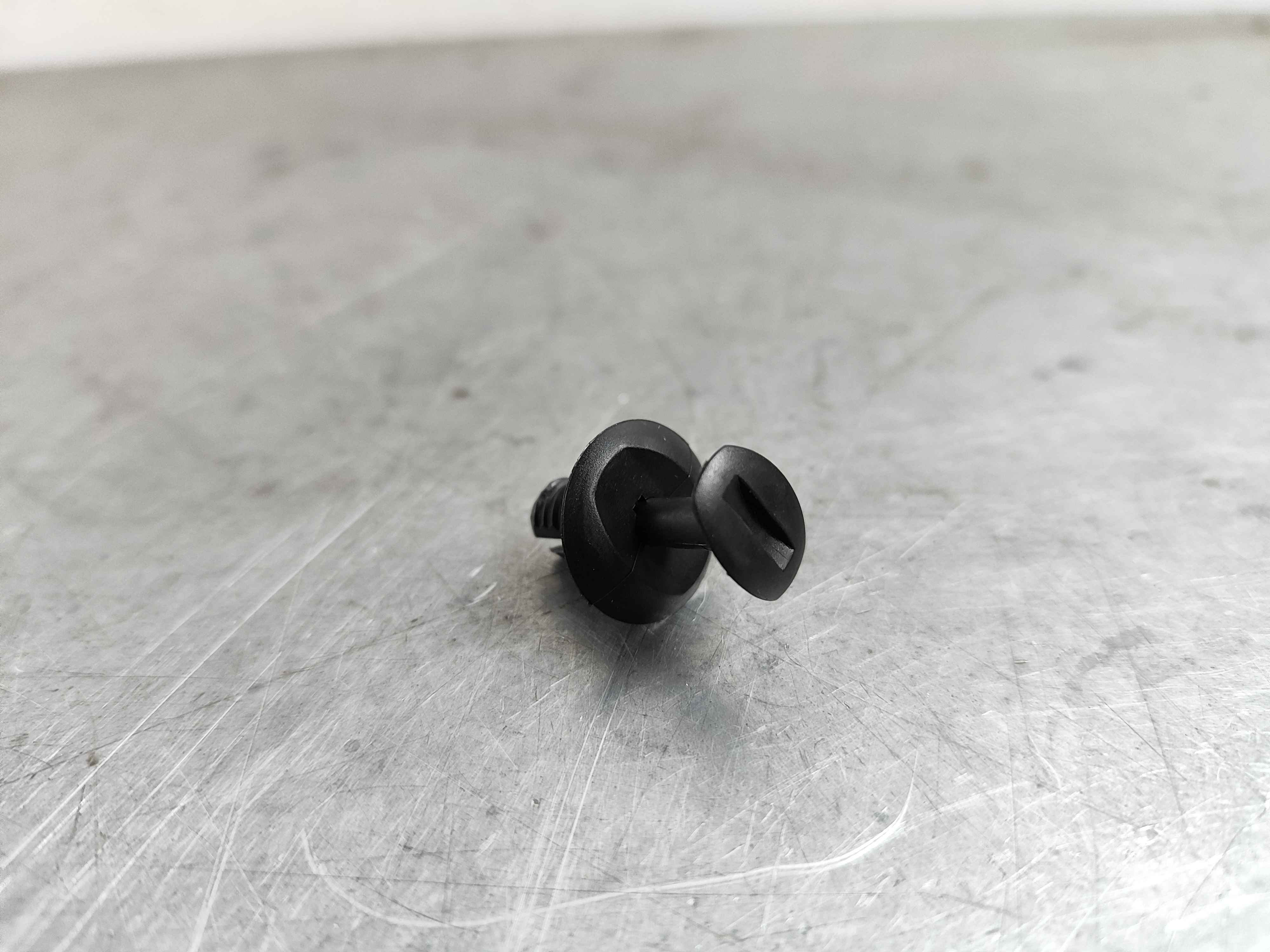 Mercedes-Benz a00099139409051