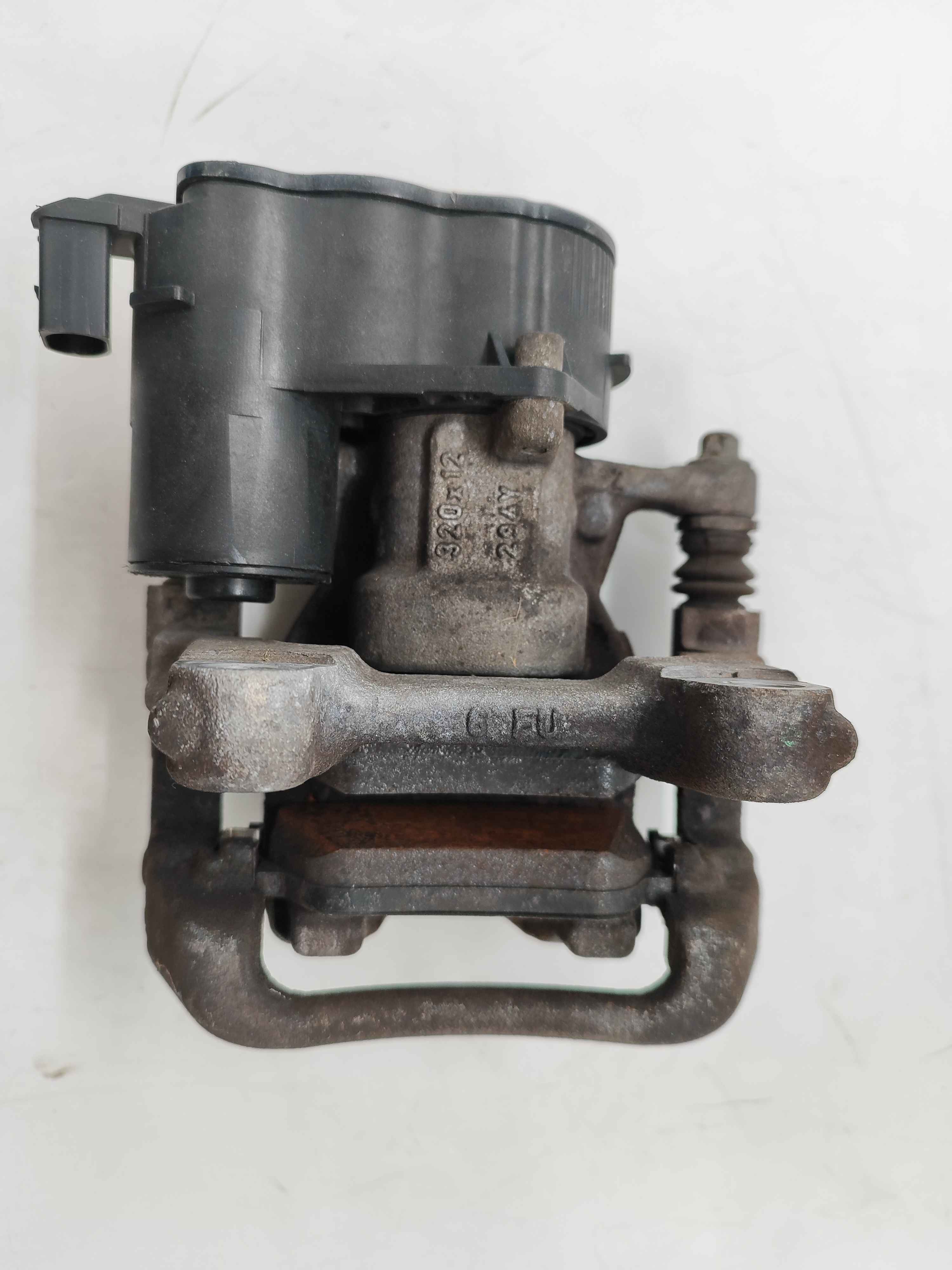 Piston Housing | Right
