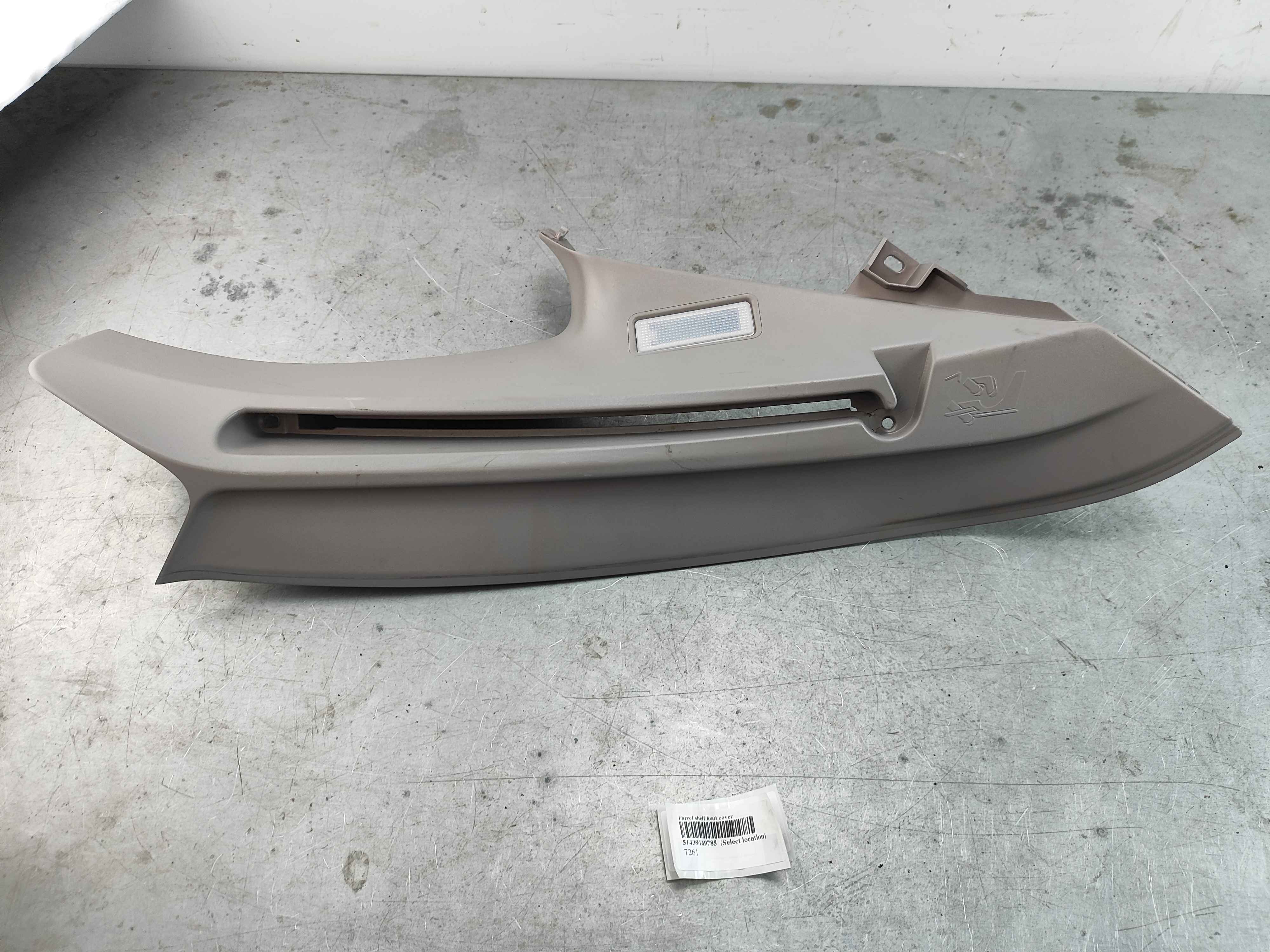 Parcel shelf load cover