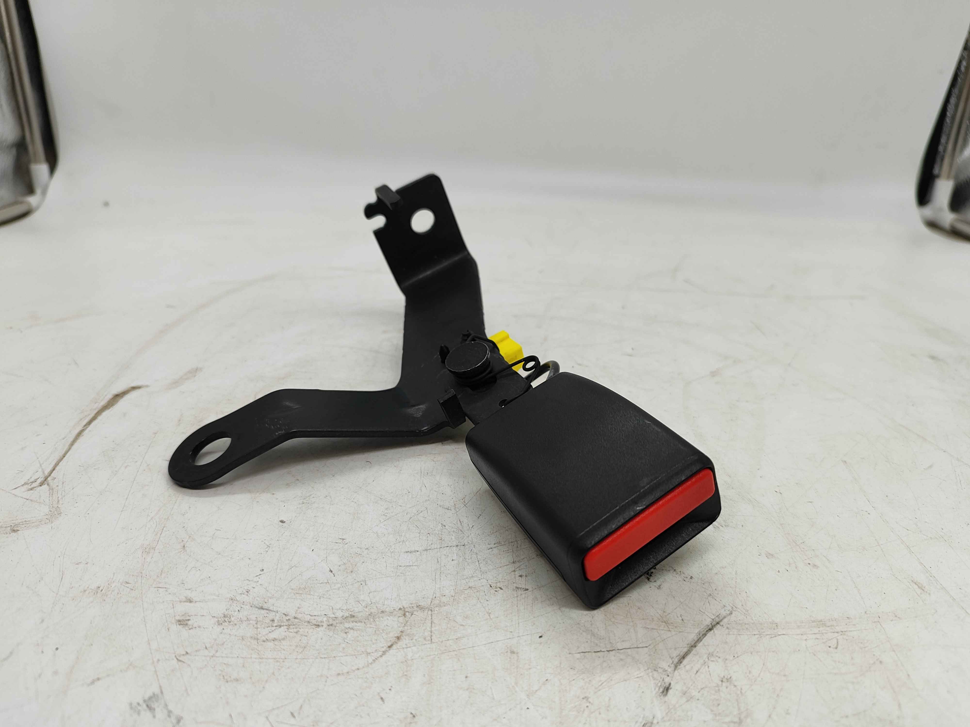 Belt catch, single (XC60 (18-))