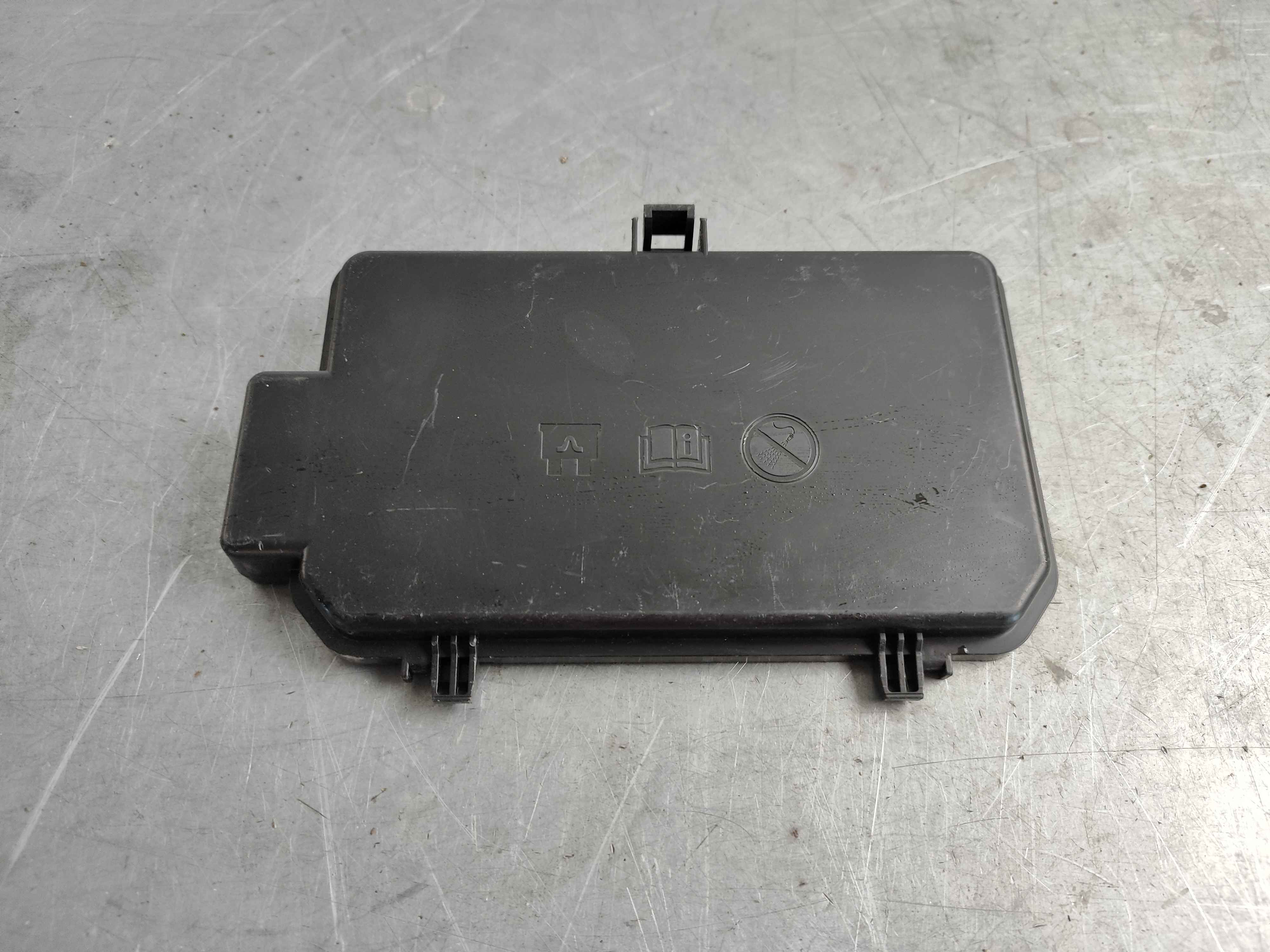 Cover (S60 (11-18)|V60 (-18)|S60 (19-)|V60 (19-) )