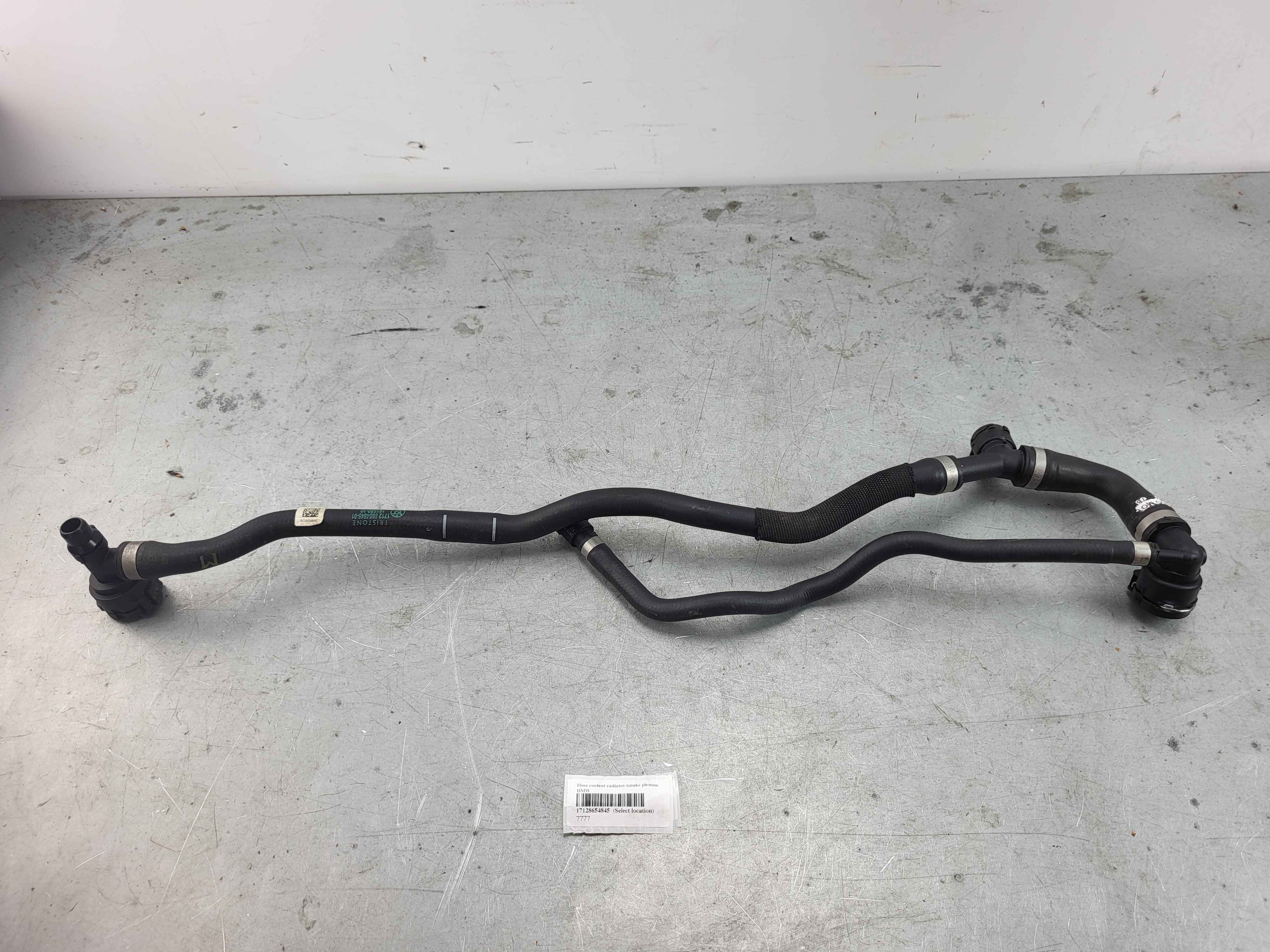 Hose coolant radiator-Intake plenum BMW
