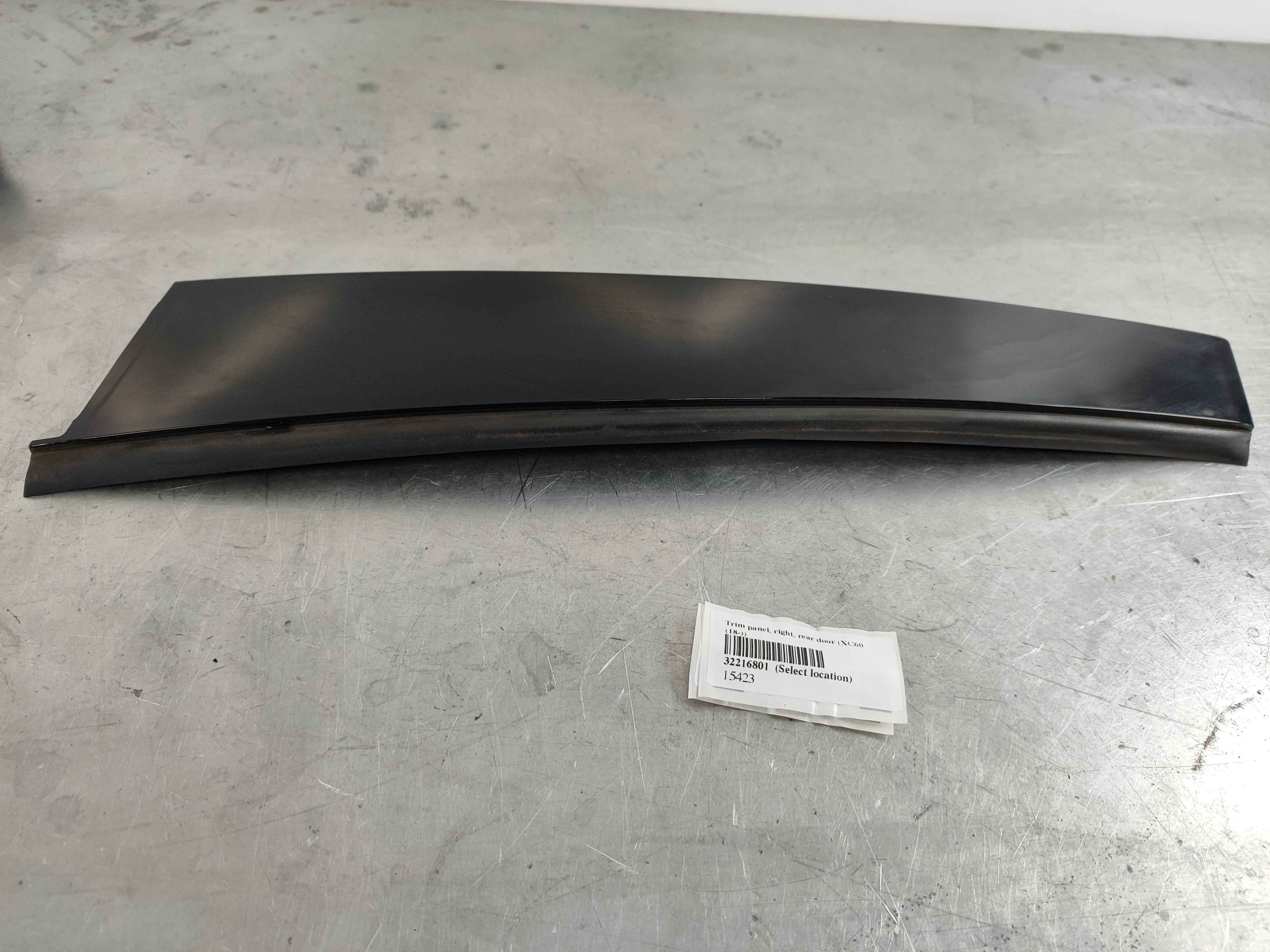 Trim panel, right, rear door (XC60 (18-))