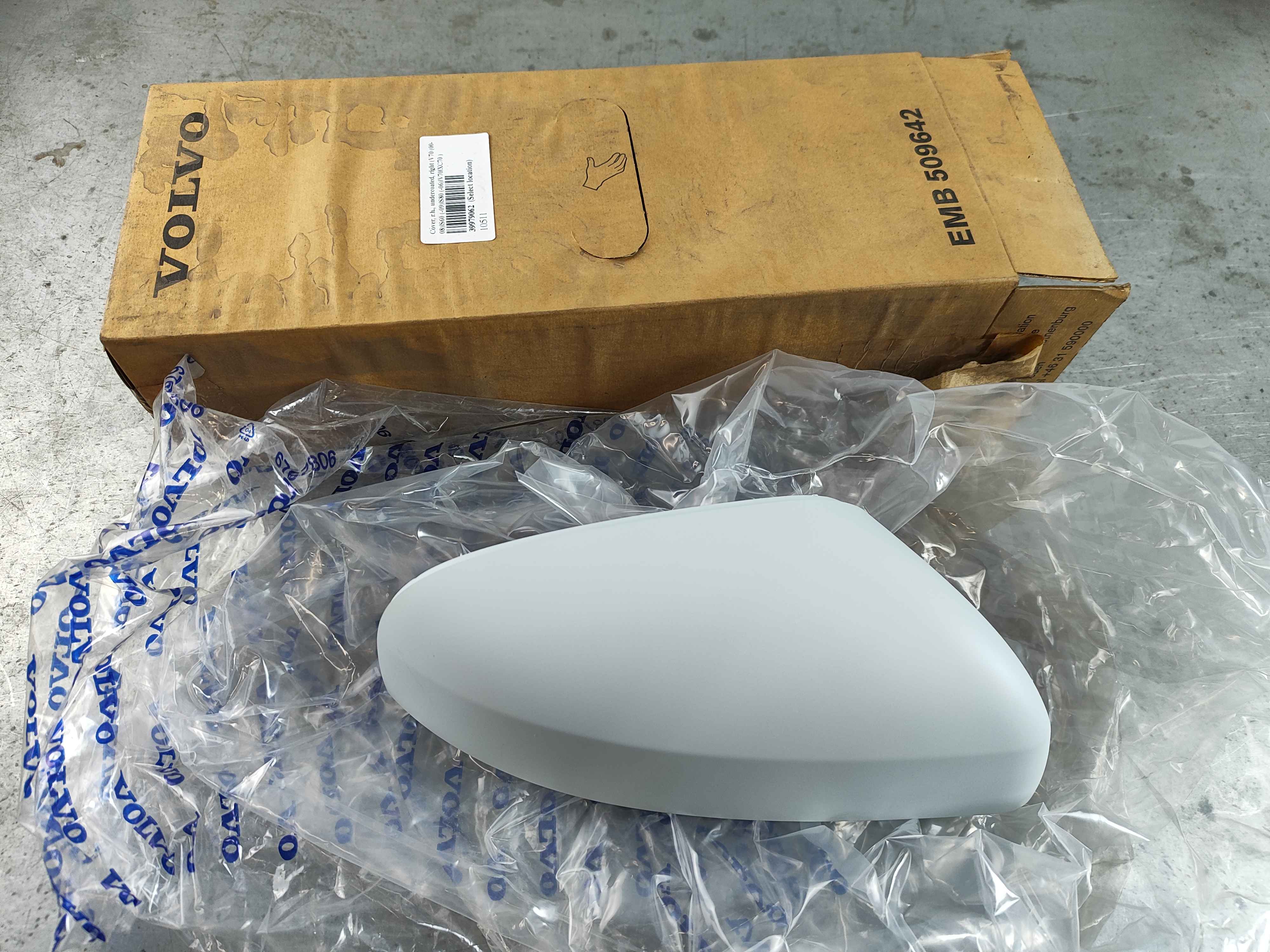 Cover, r.h., undercoated, right (V70 (00-08)|S60 (-09)|S80 (-06)|V70|XC70 )