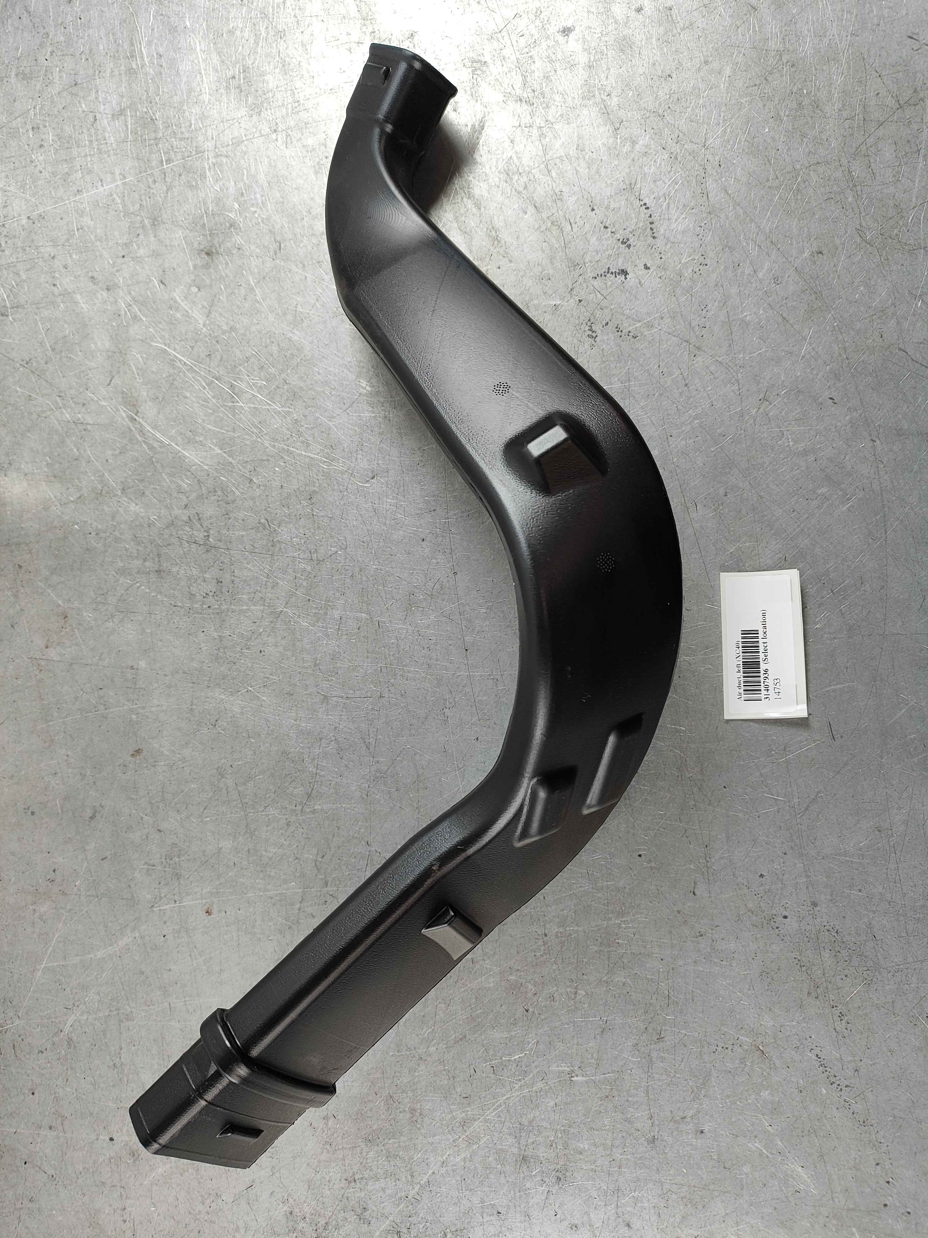 Air duct, left (XC40)