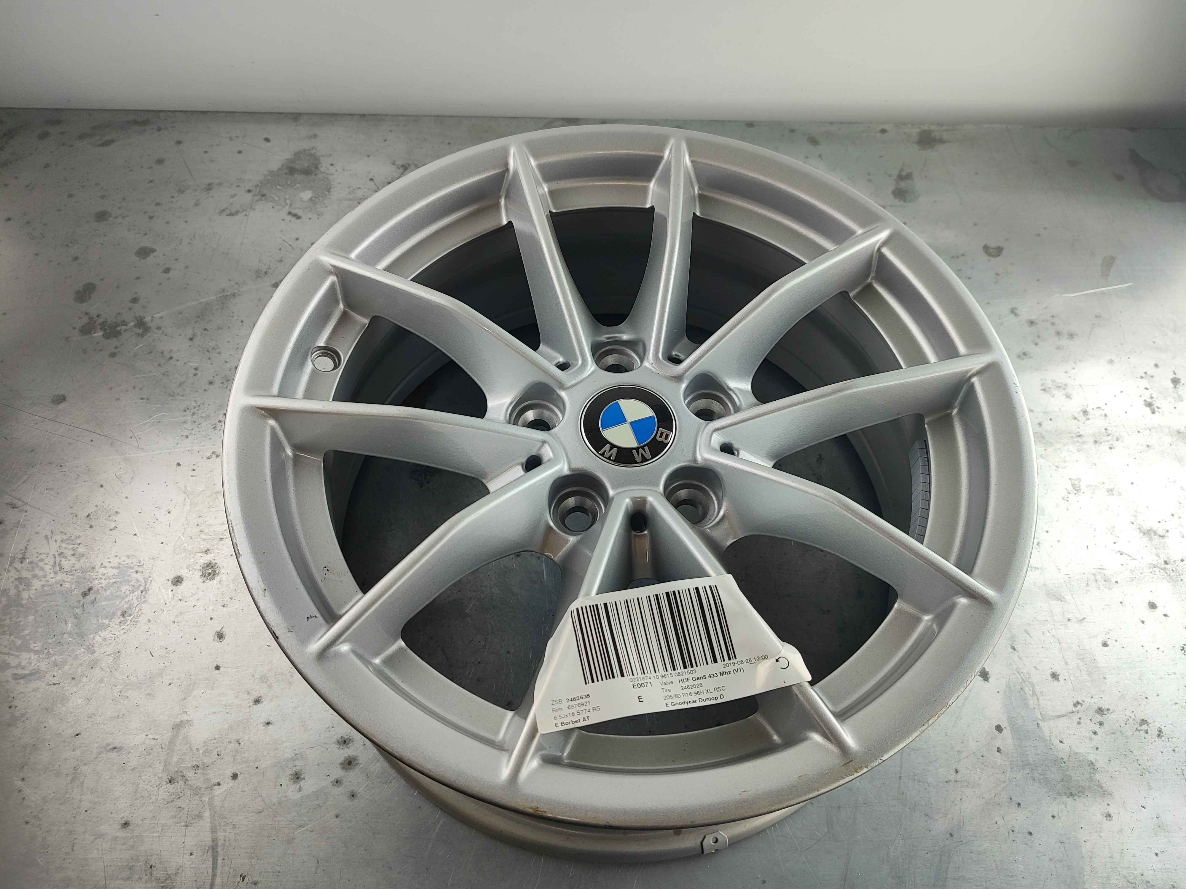 Light alloy disc wheel Reflexsilber BMW