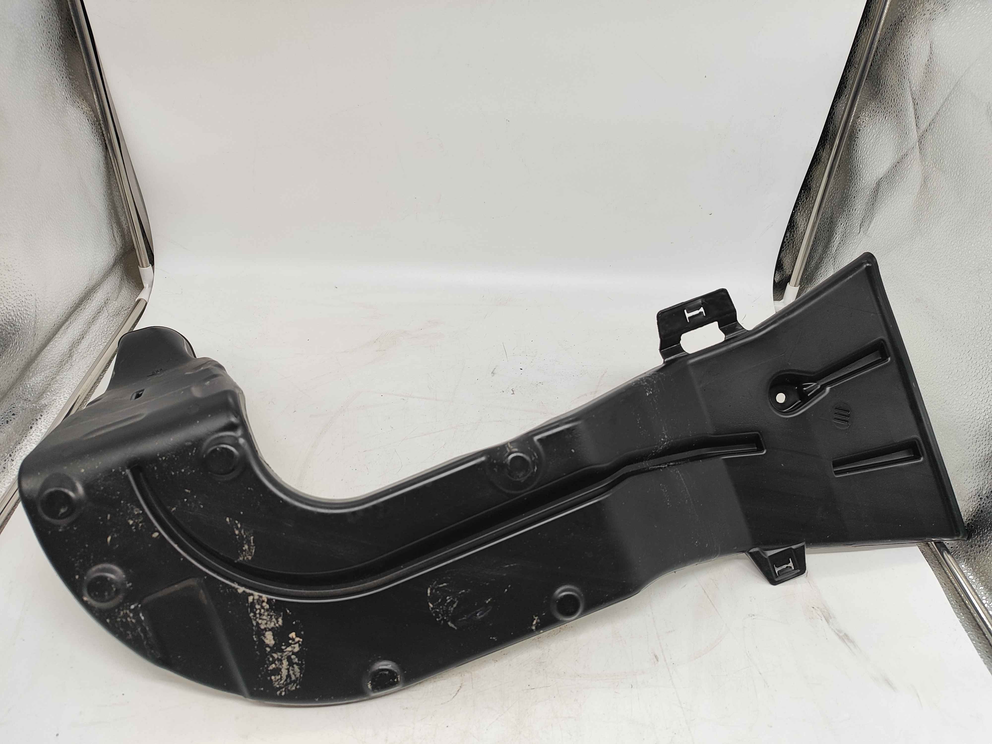 Air Duct | Rear, Right
