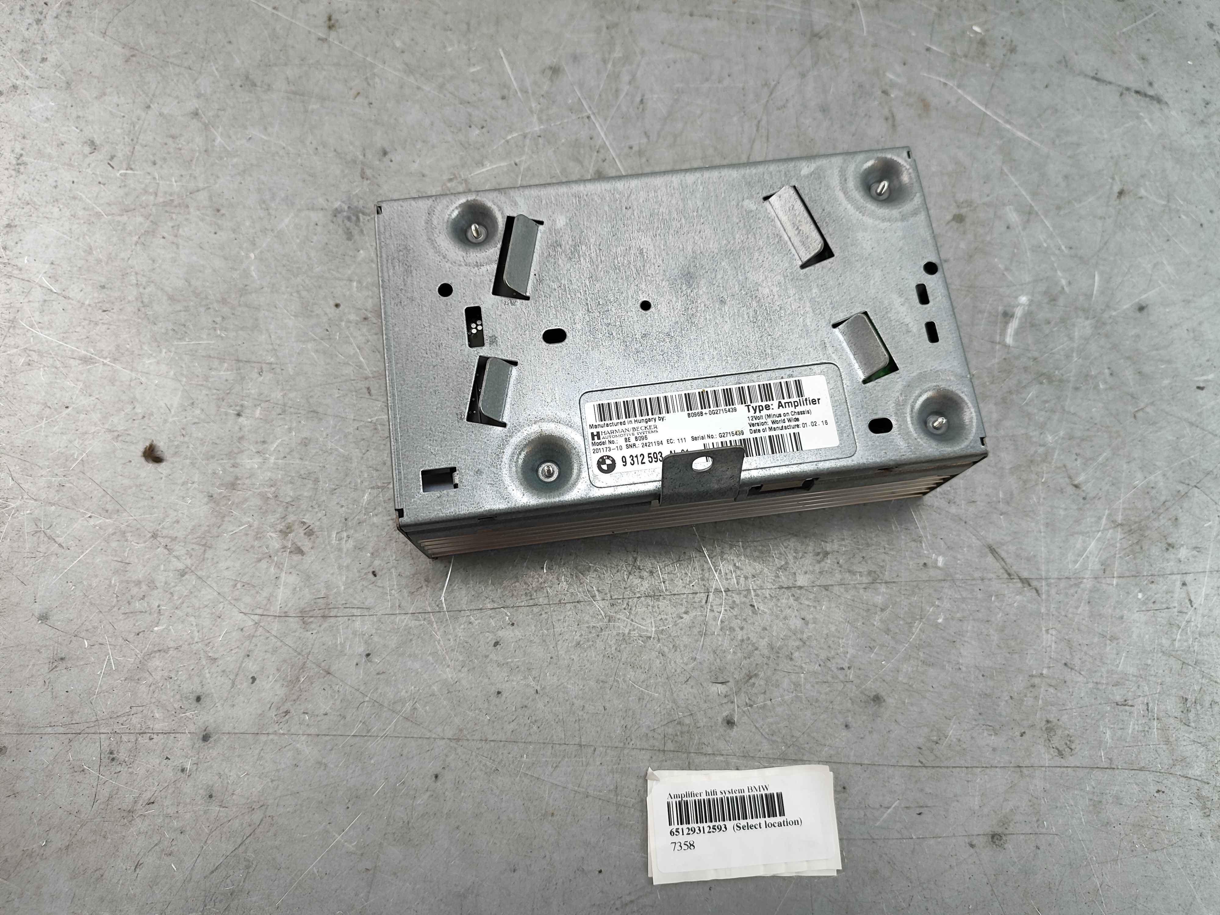 Amplifier hifi system BMW