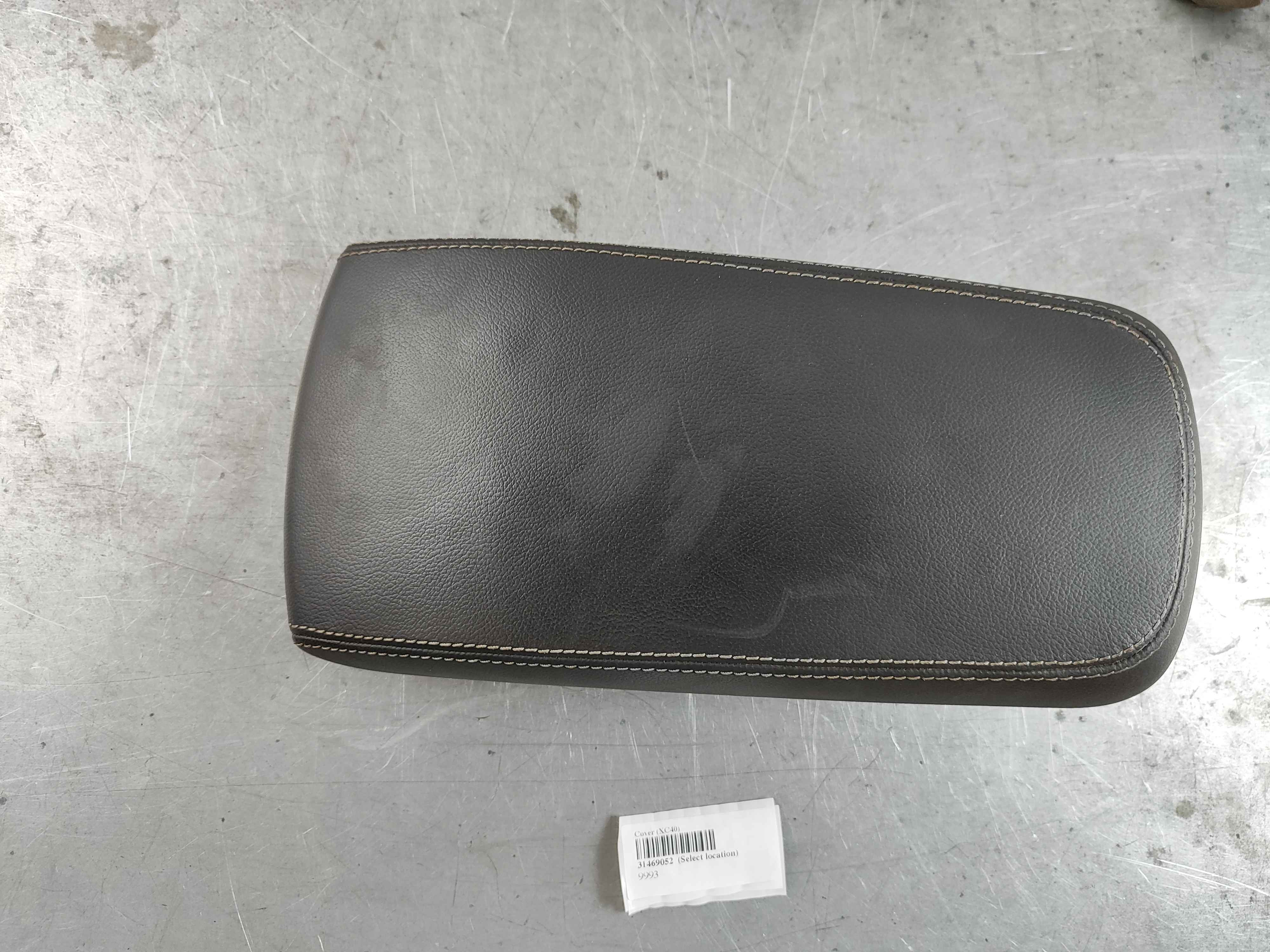 Cover (XC40)