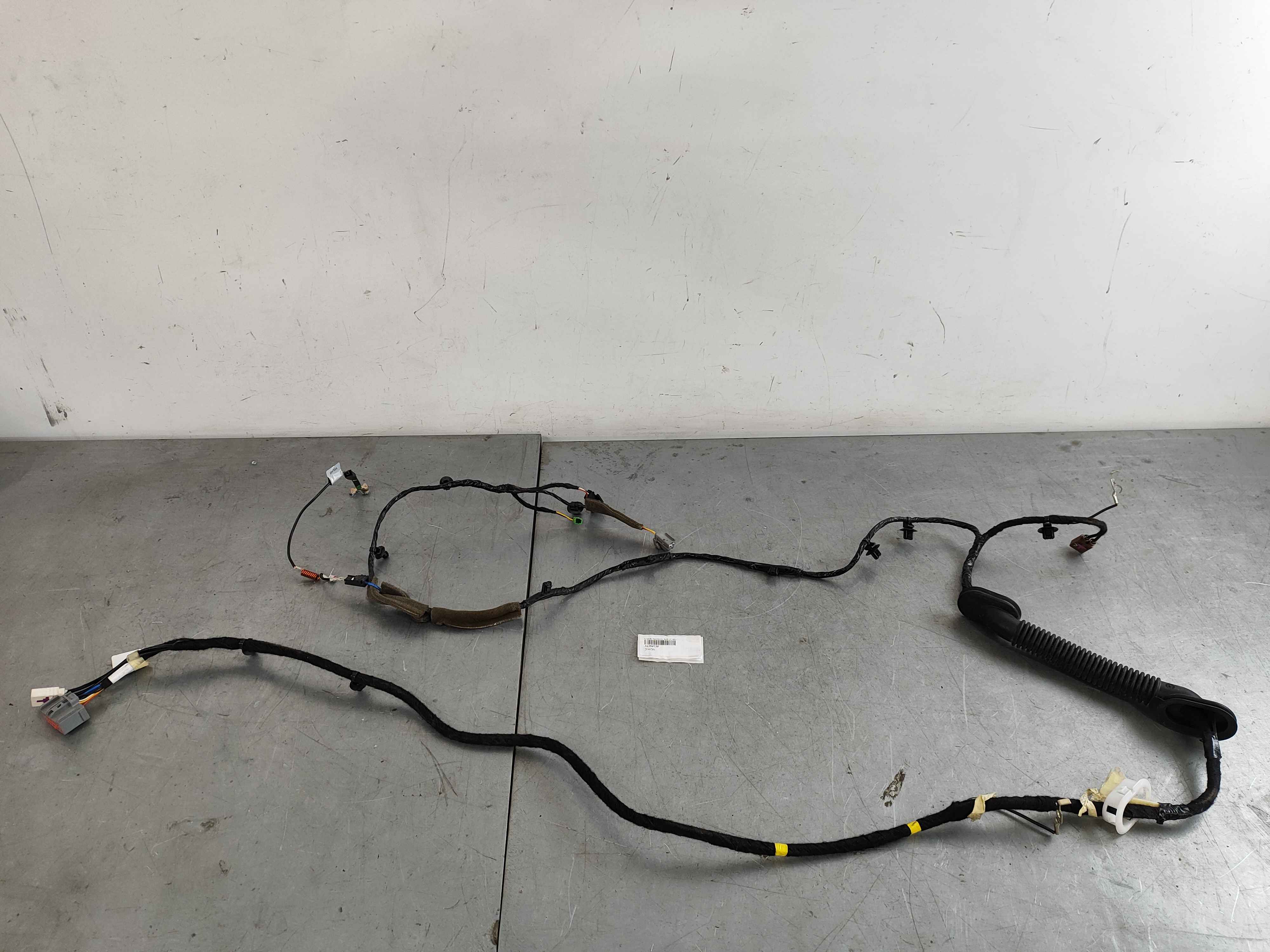 Cable harness, left (C40)