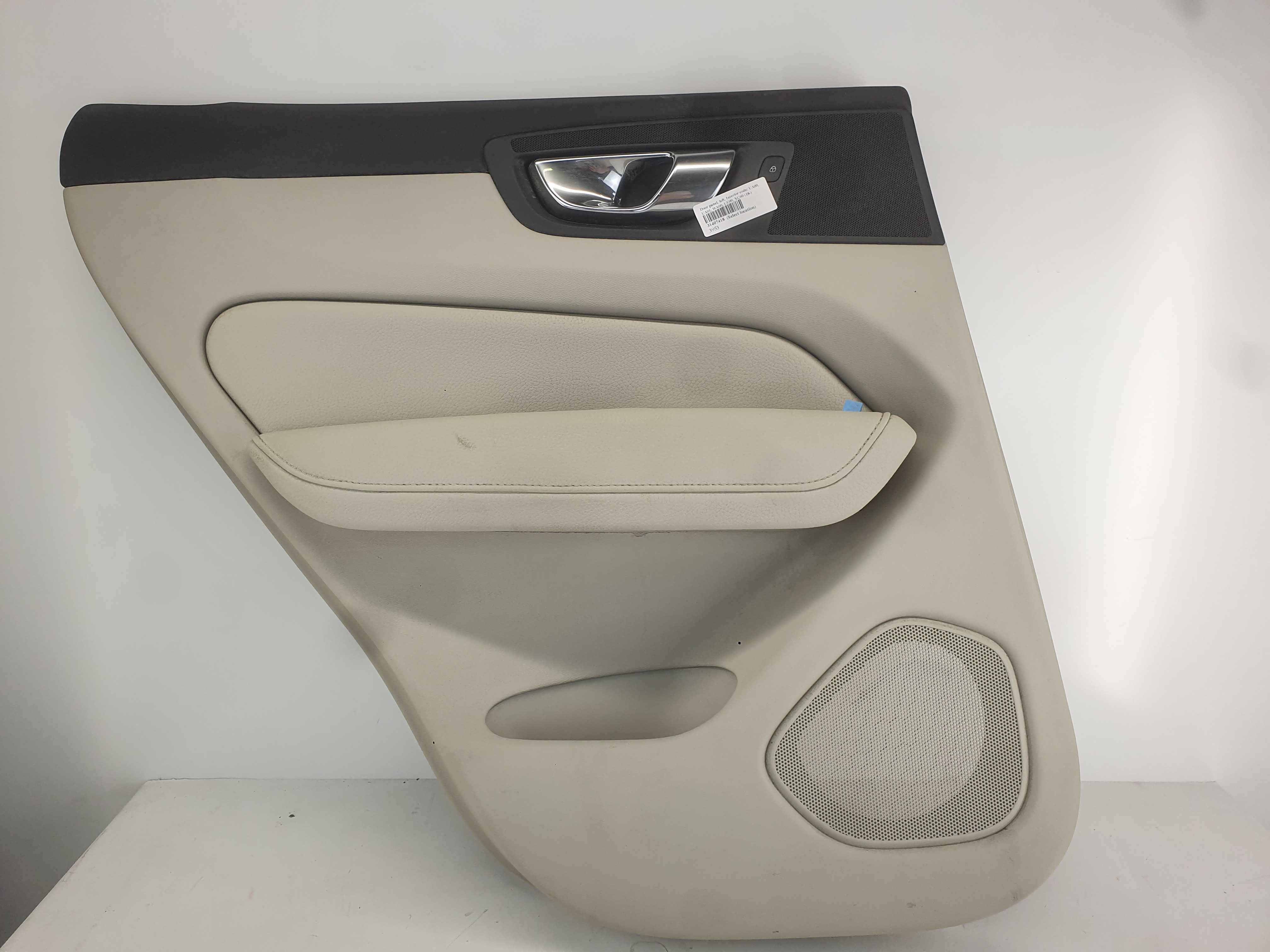 Door panel, left, Interior code: UA00, UA01, WA00, UE00, XC60 (18-)