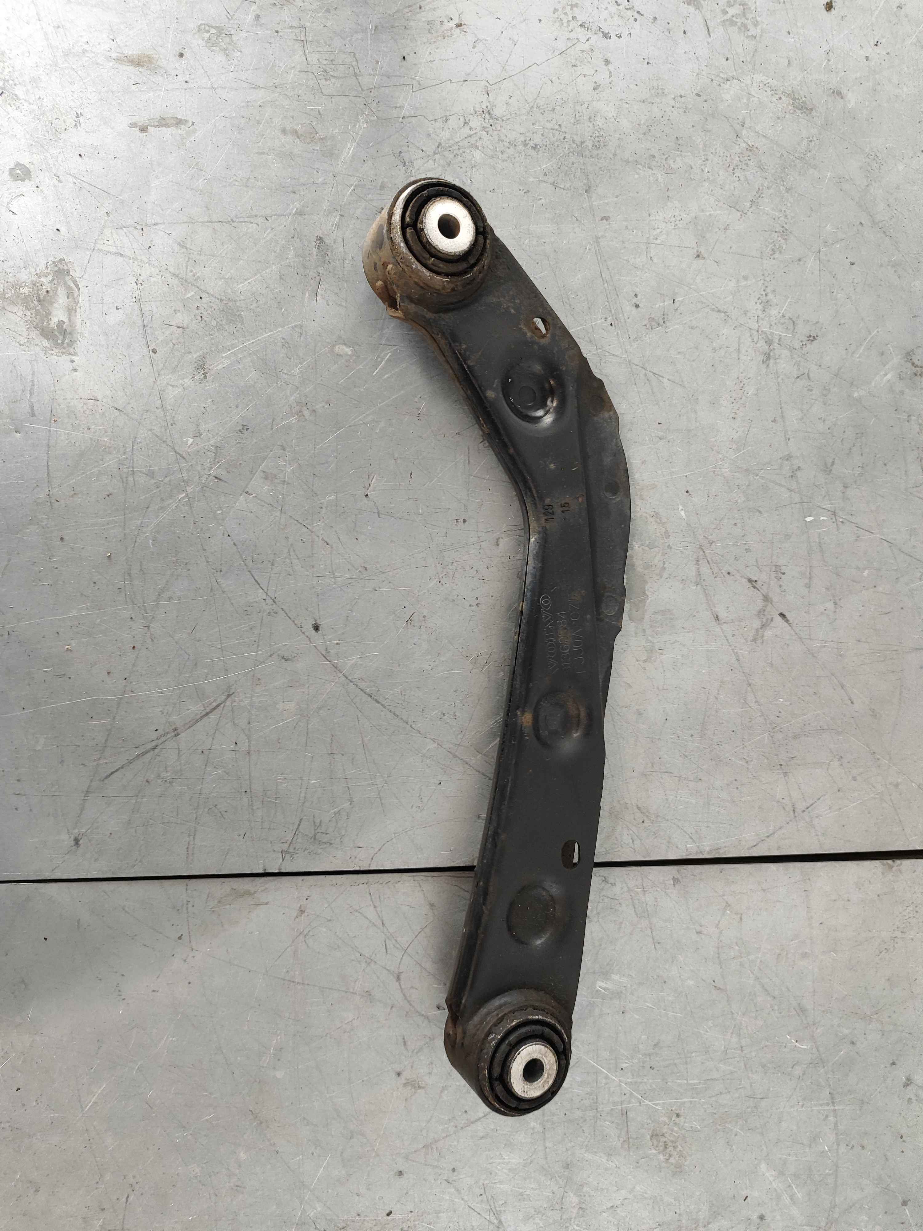 Control arm (XC90 (16-)|V90 Cross C.|XC60 (18-)|V60 Cross C. (19-) )
