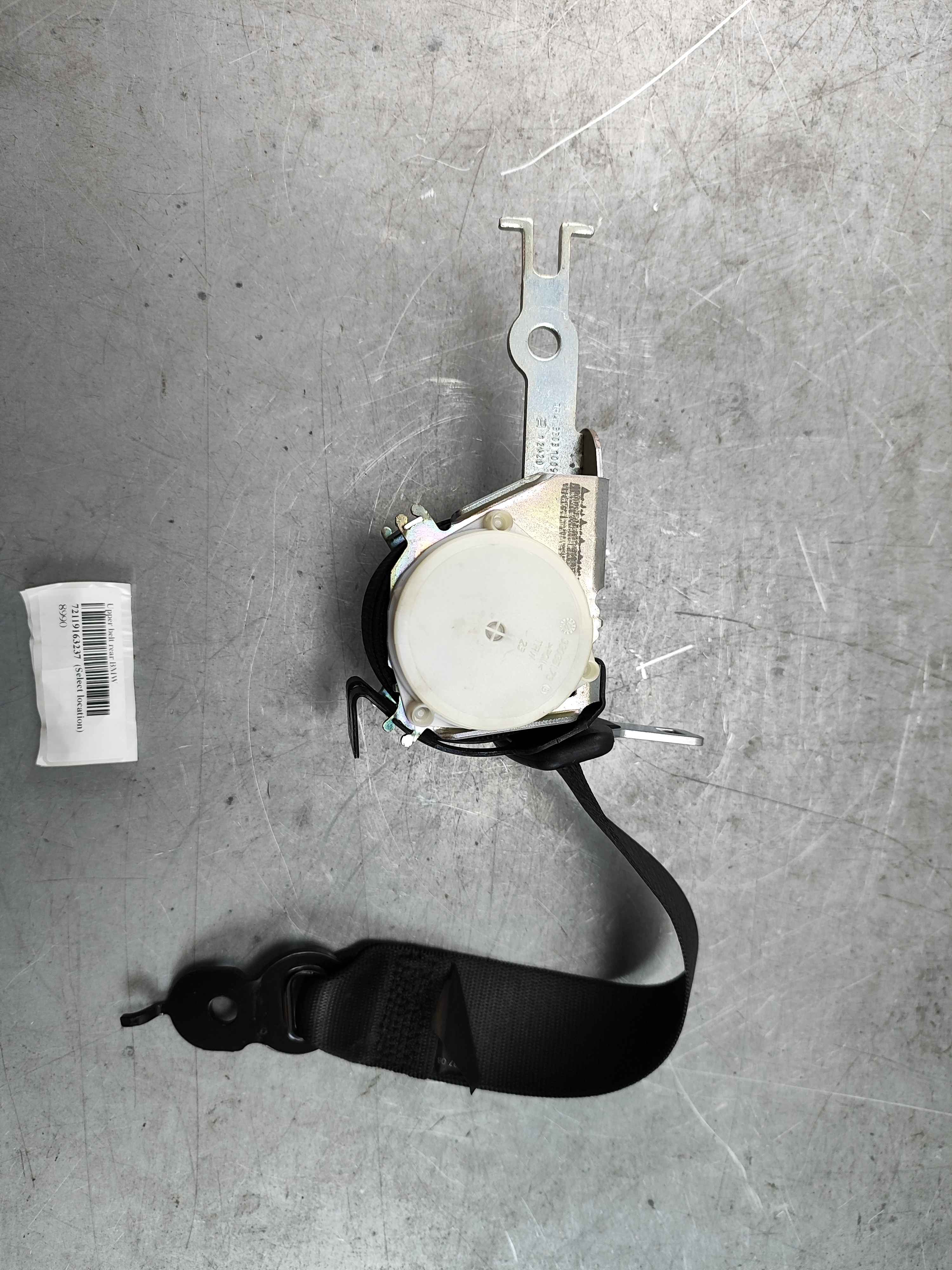 Upper belt rear BMW