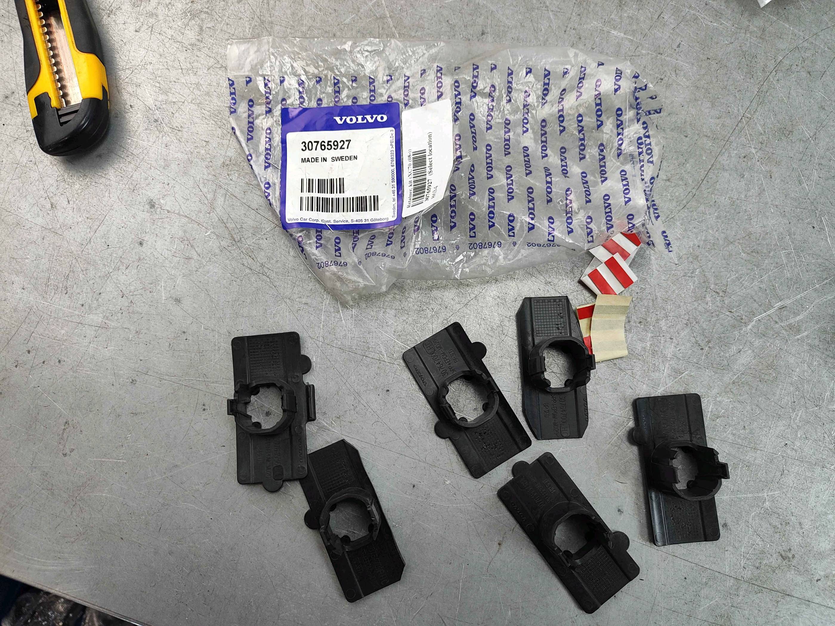 Retainer, kit (XC70 (08-))