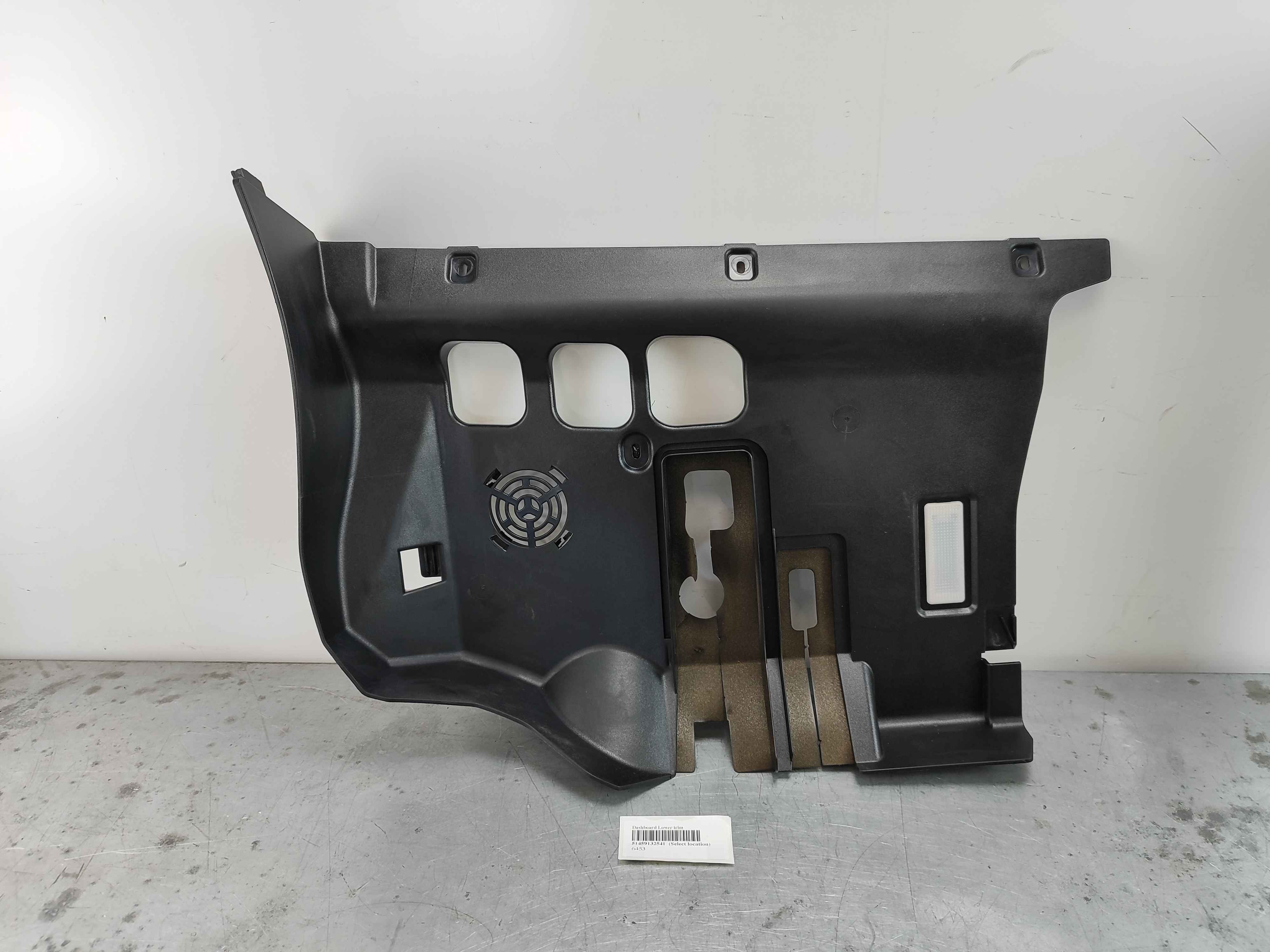 Dashboard Lower trim