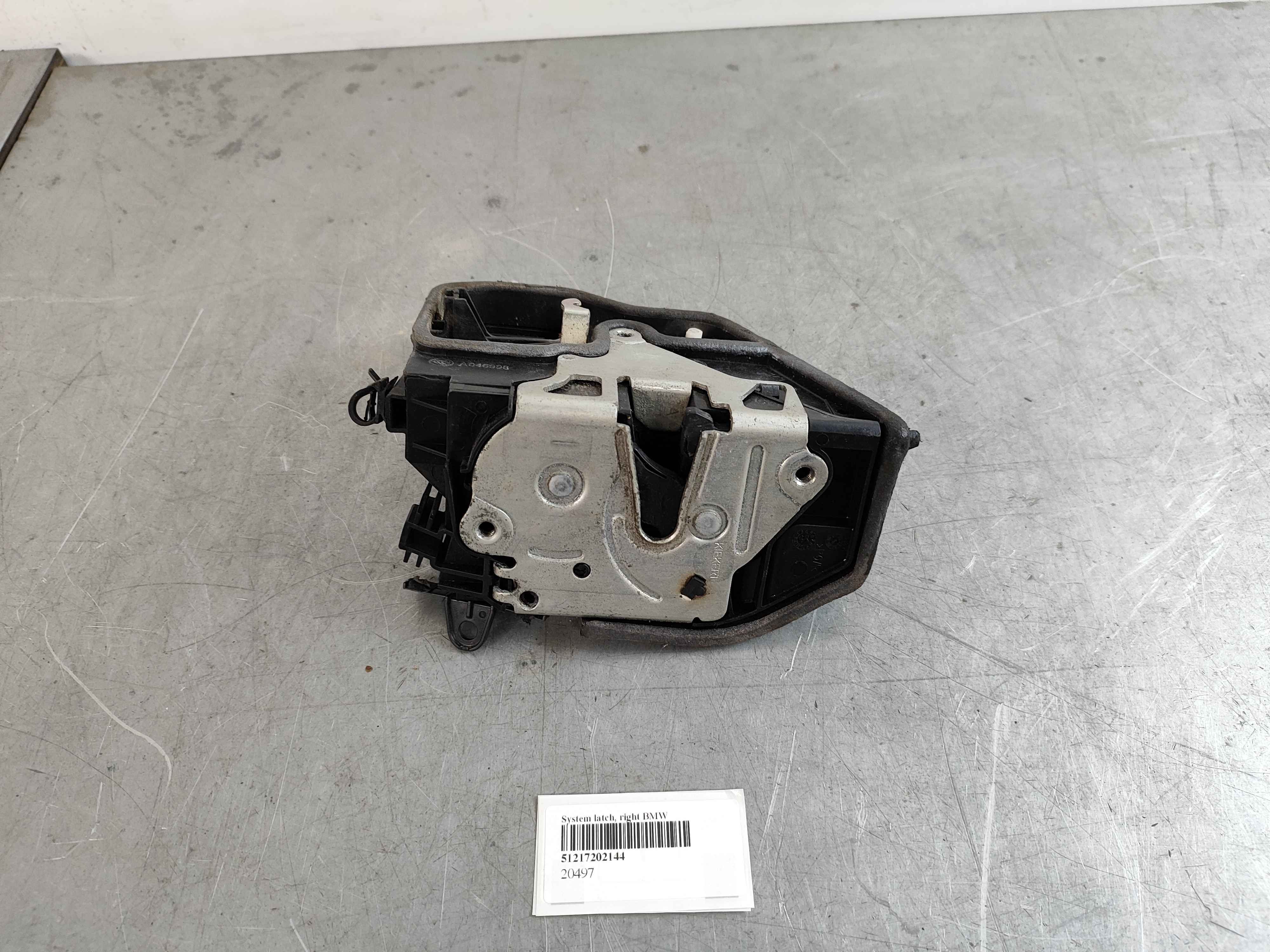 System latch, right BMW