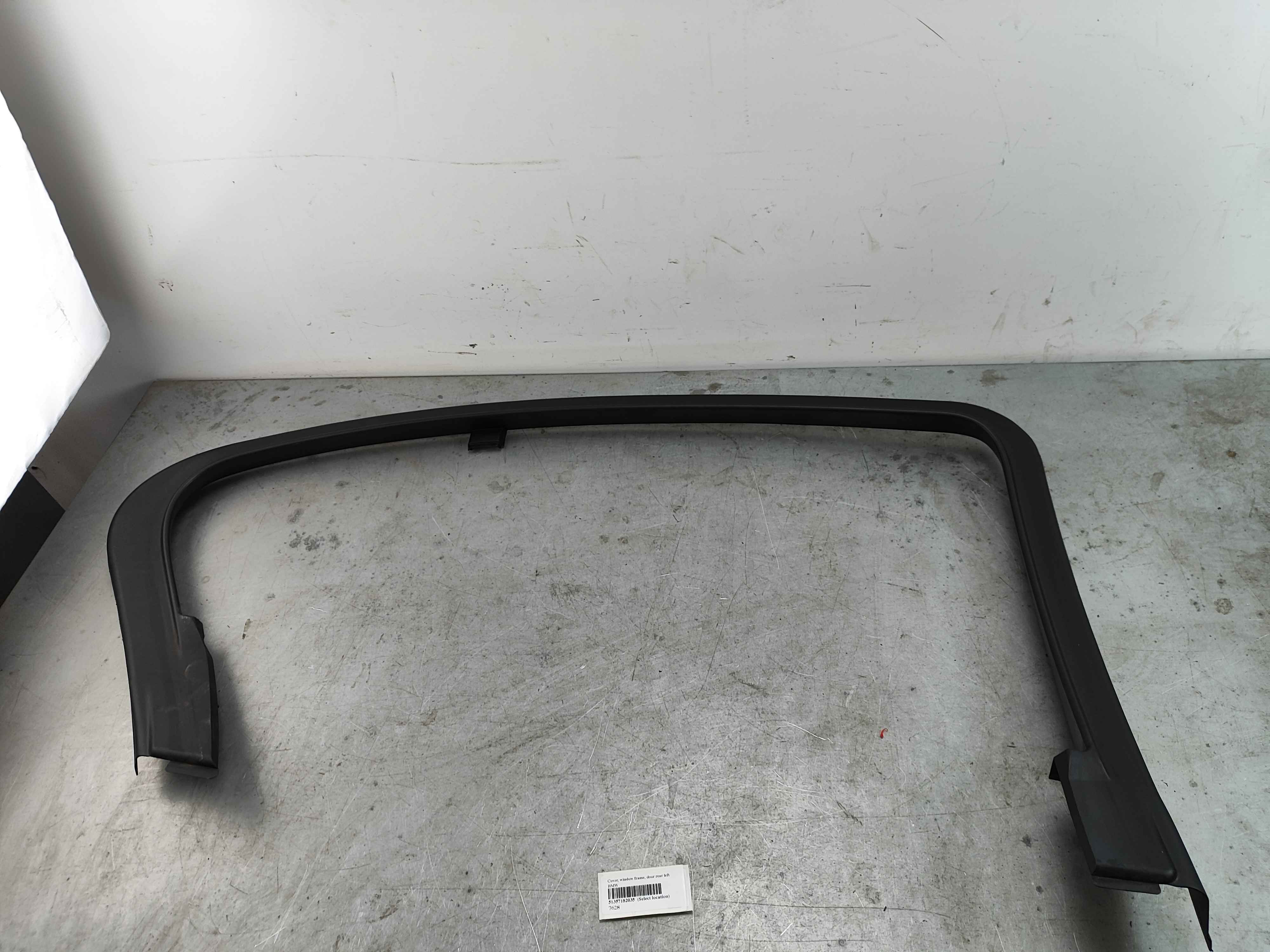 Cover, window frame, door rear left BMW
