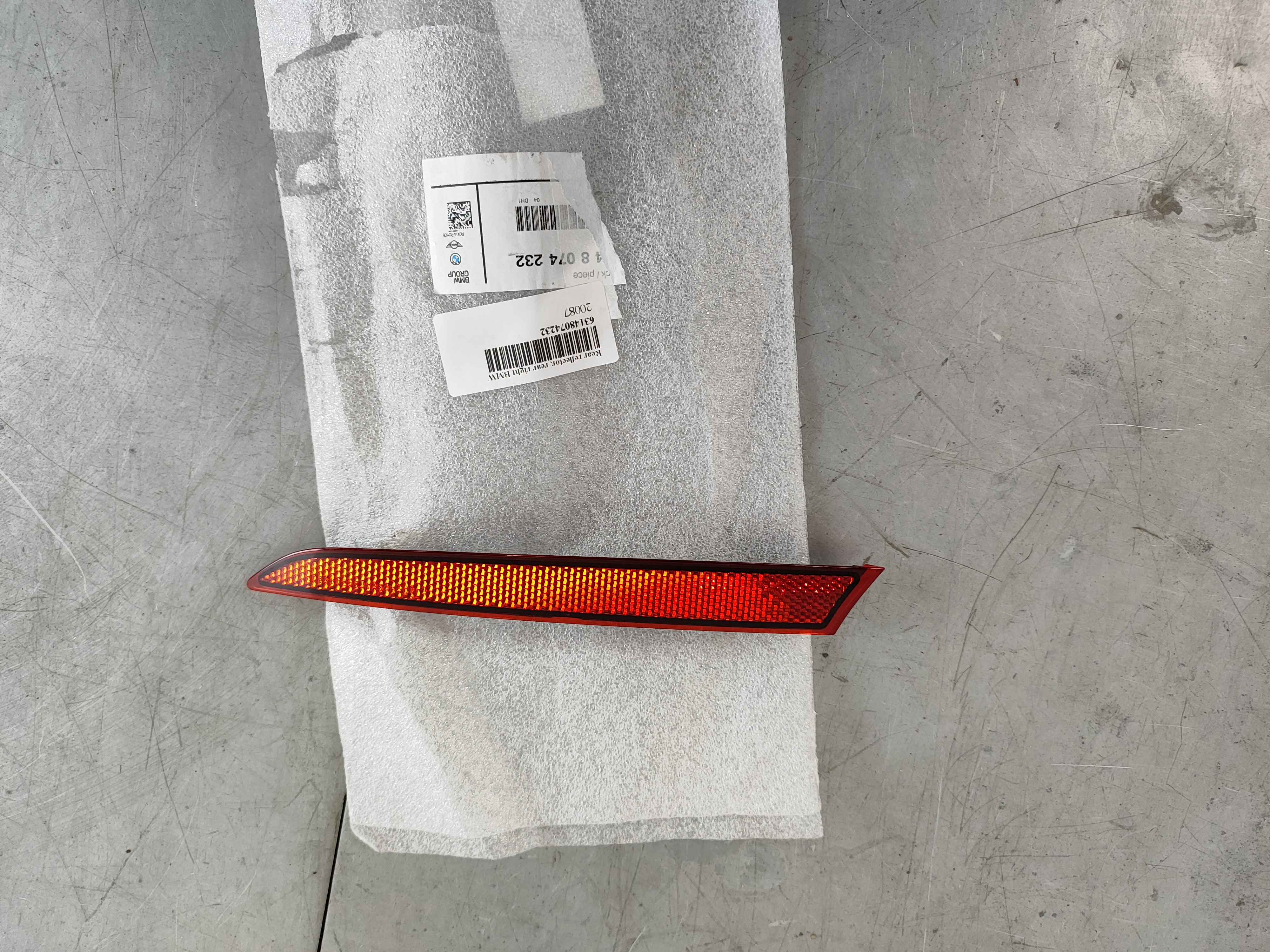 Rear reflector, rear right BMW
