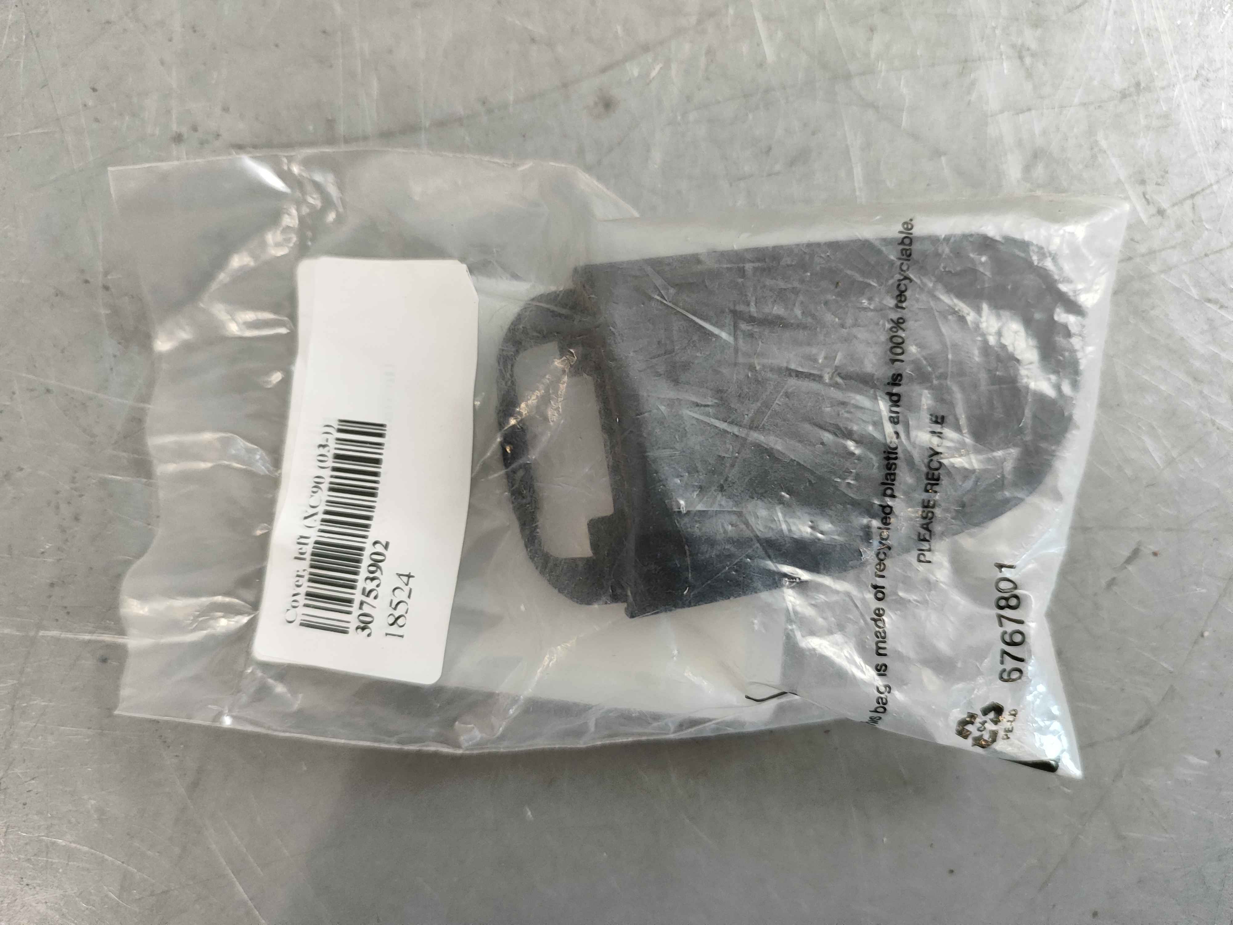 Cover, left (XC90 (03-))