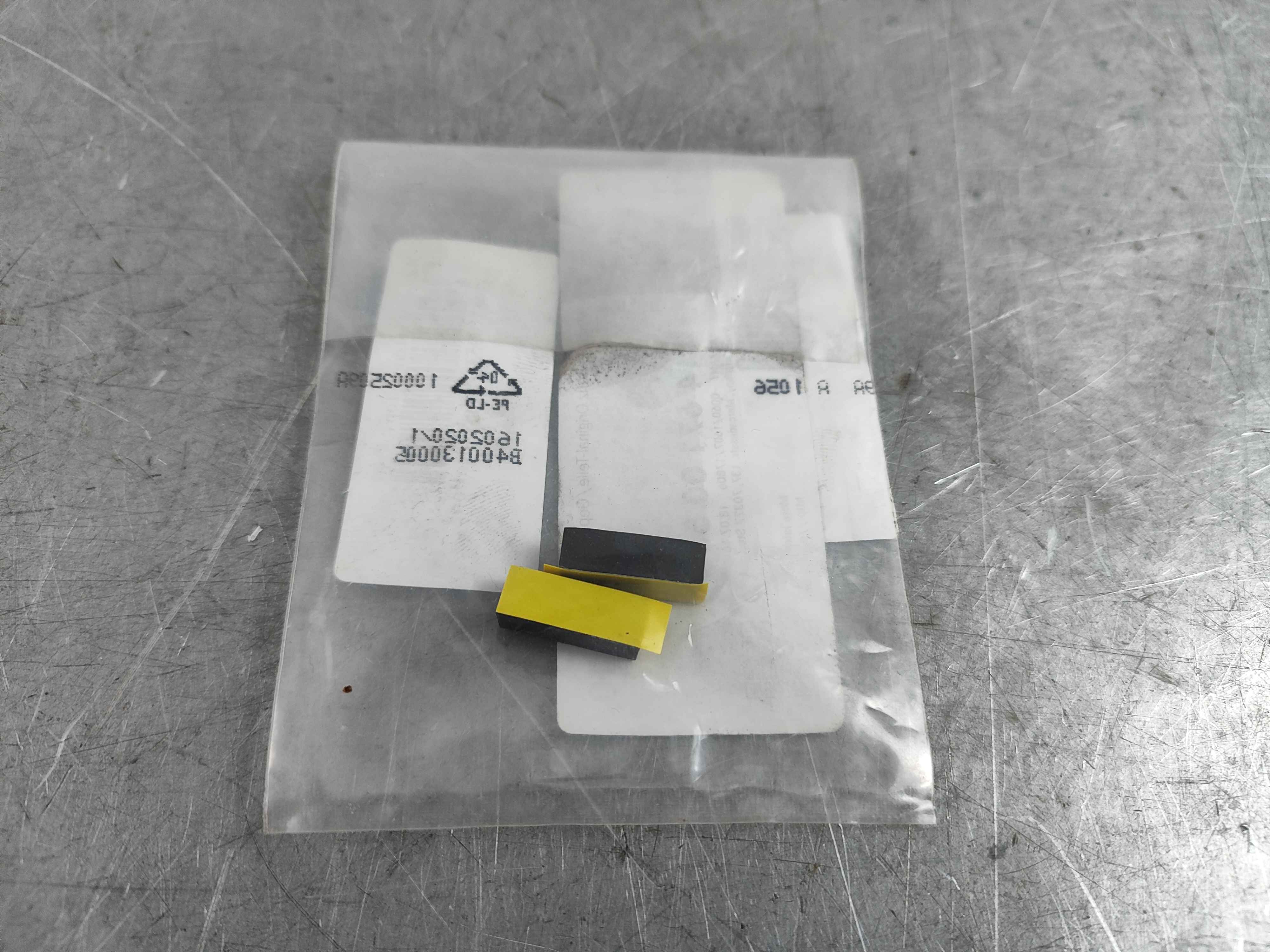 Block | Windshield Top