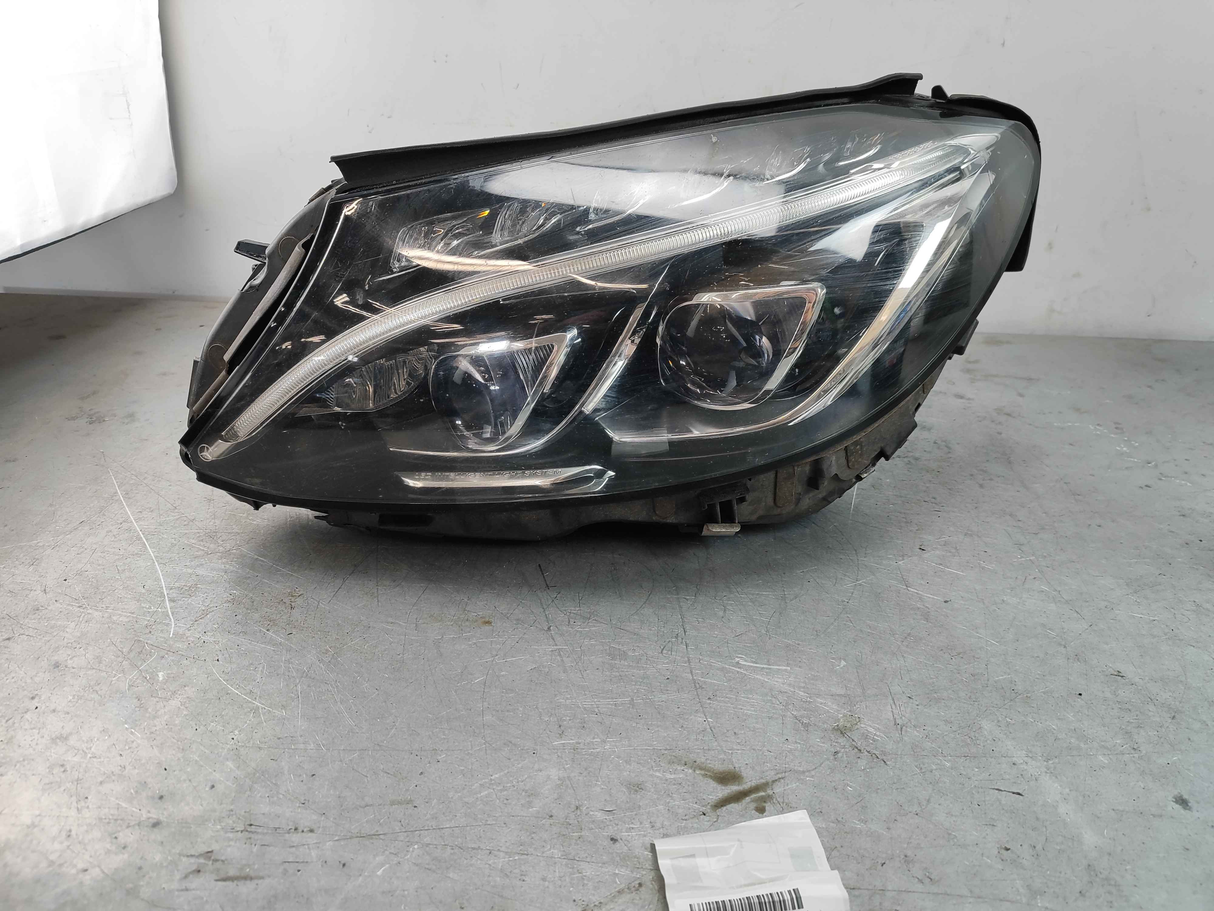 Mercedes-Benz A2058204261