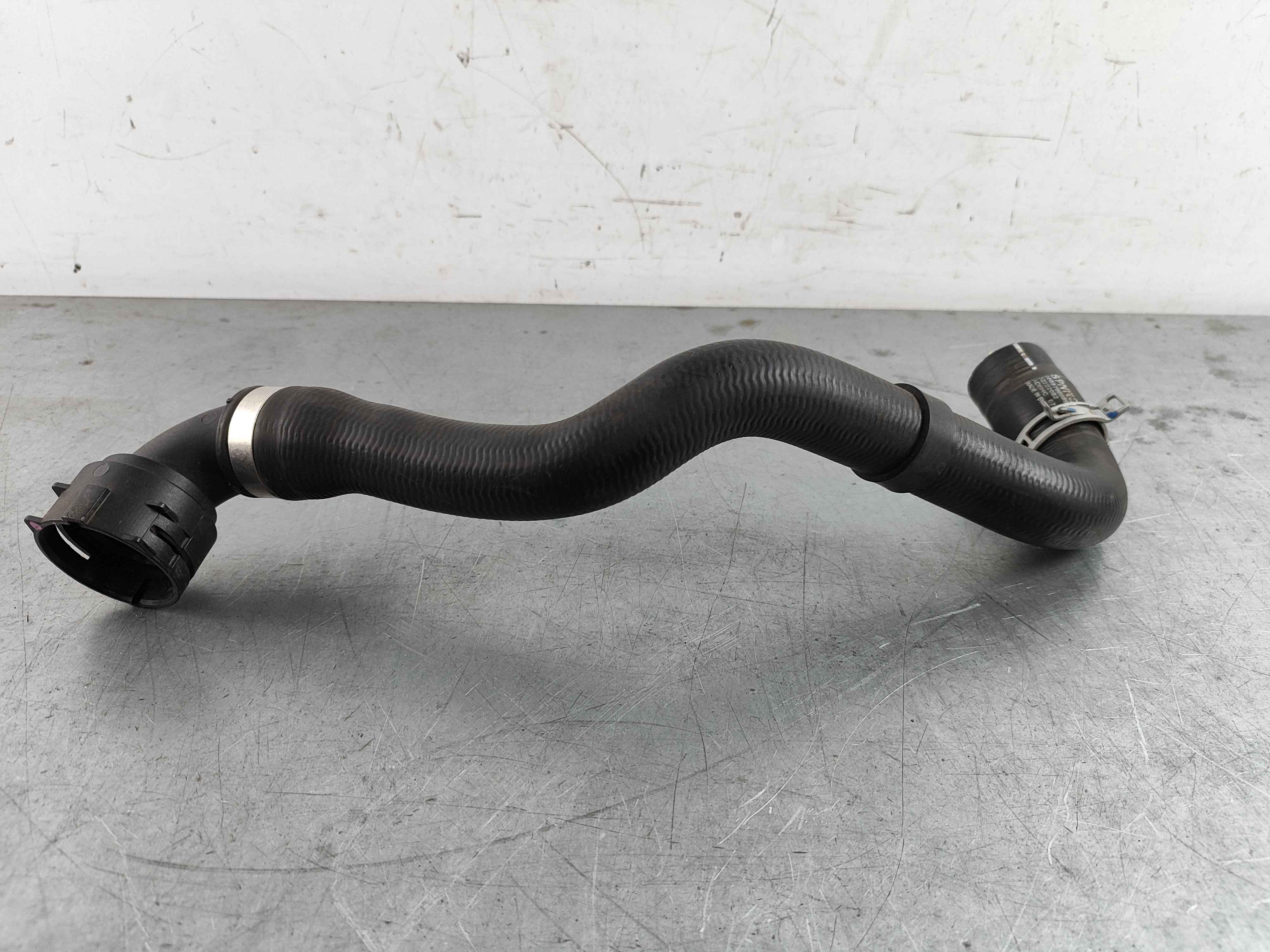 Radiator hose (XC40)