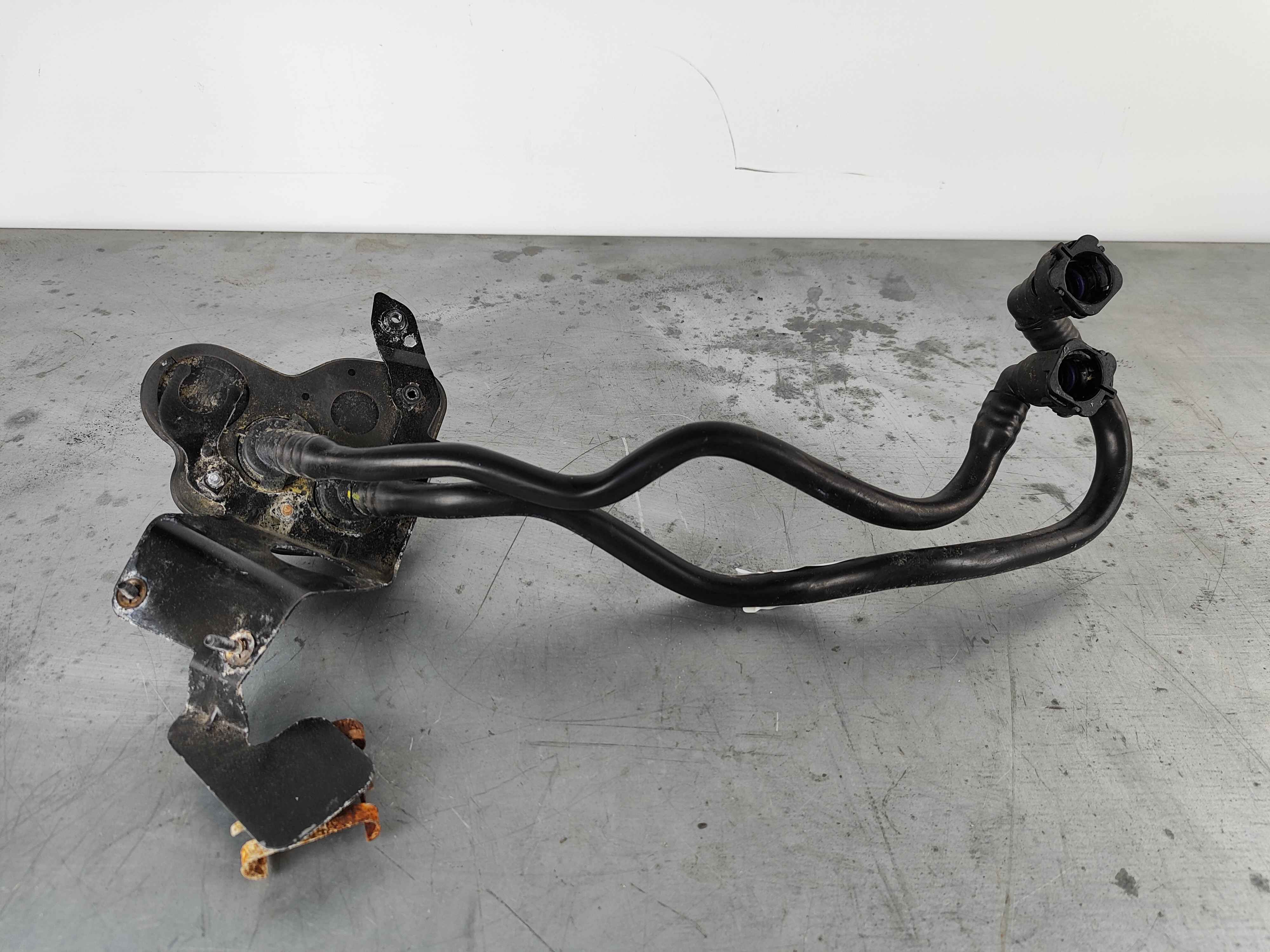 Hose (XC60 (18-)|XC90 (16-))