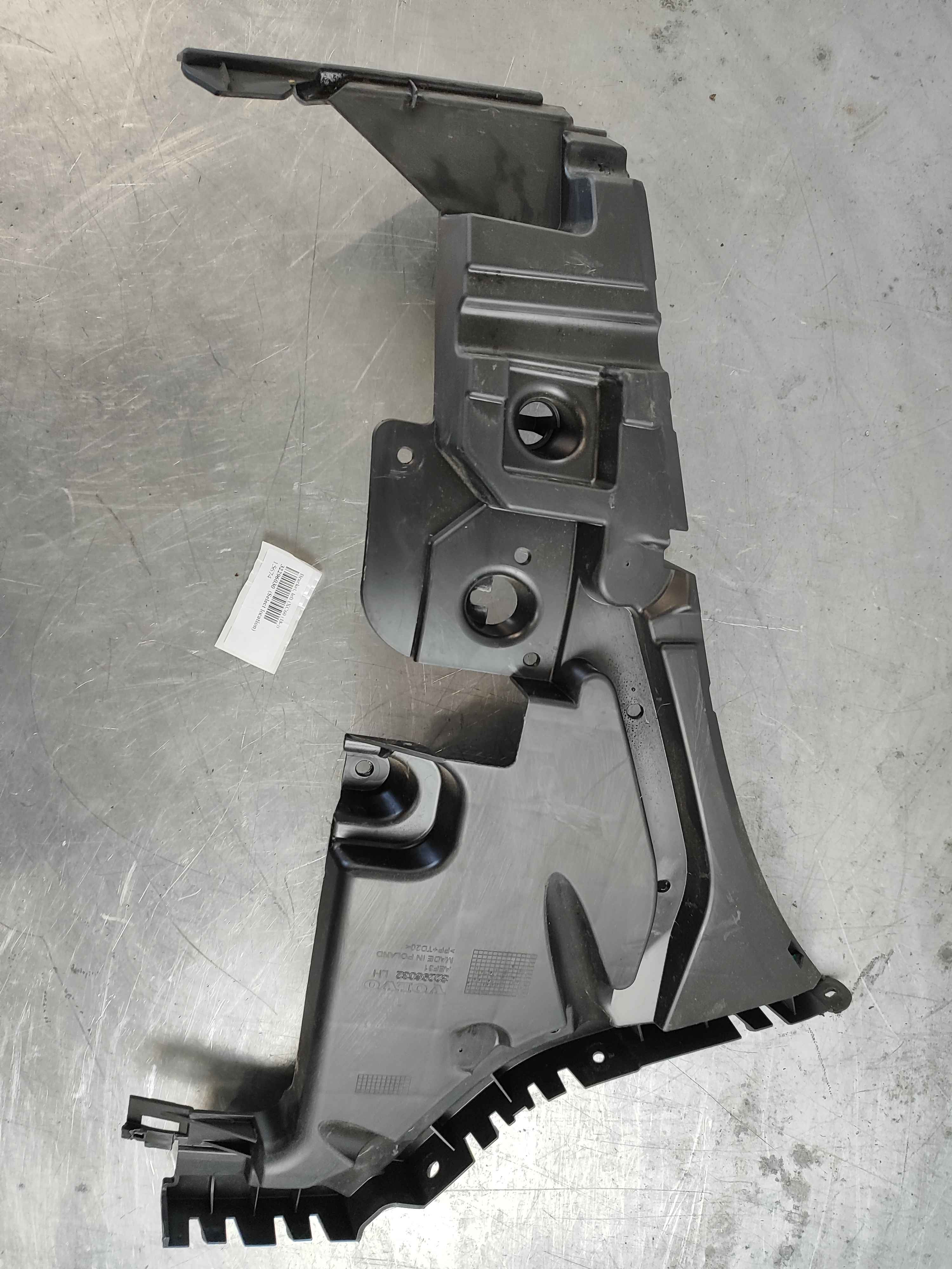 Bracket, left (XC60 (18-))