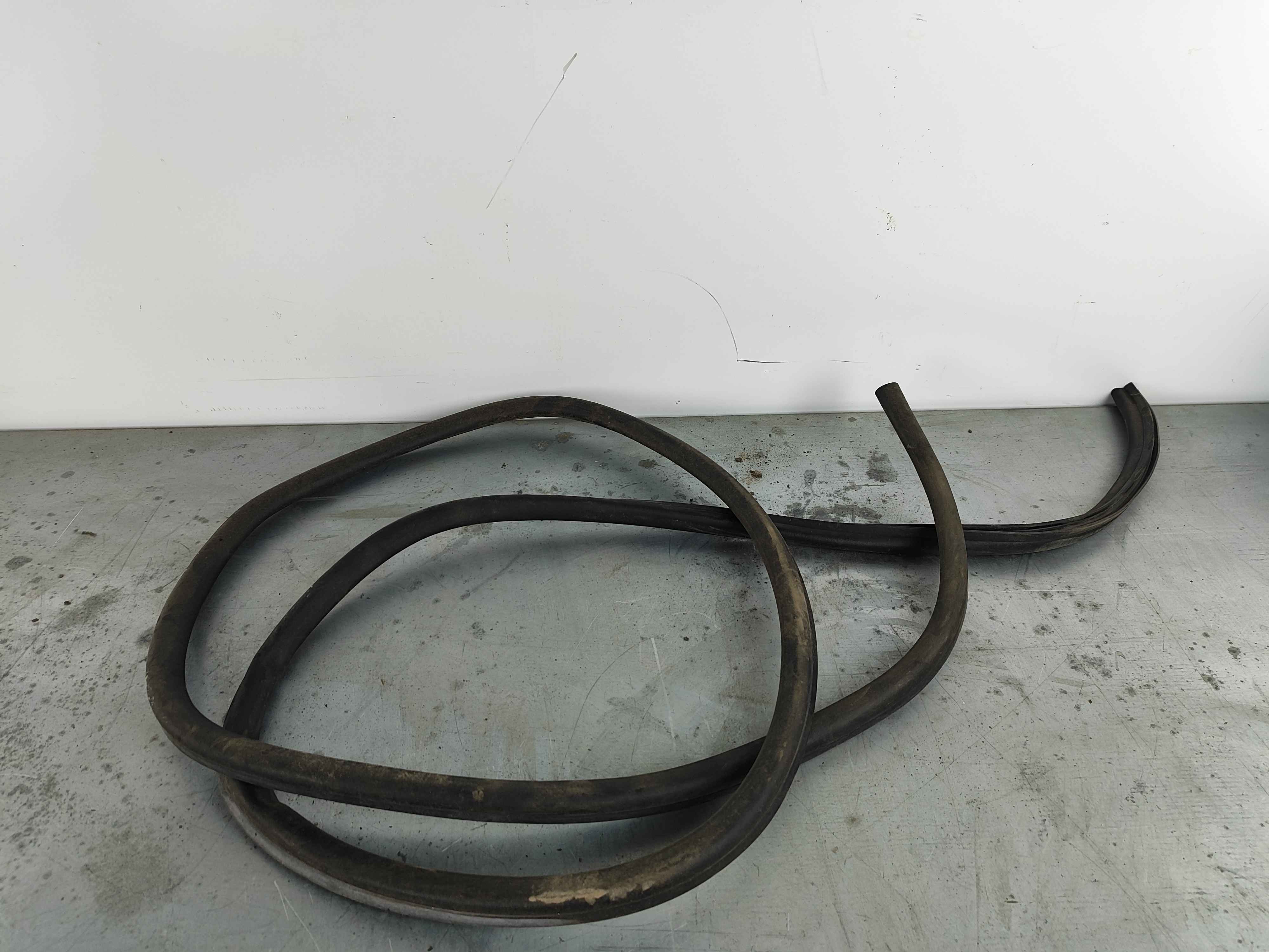 Seal, bonnet, rear BMW