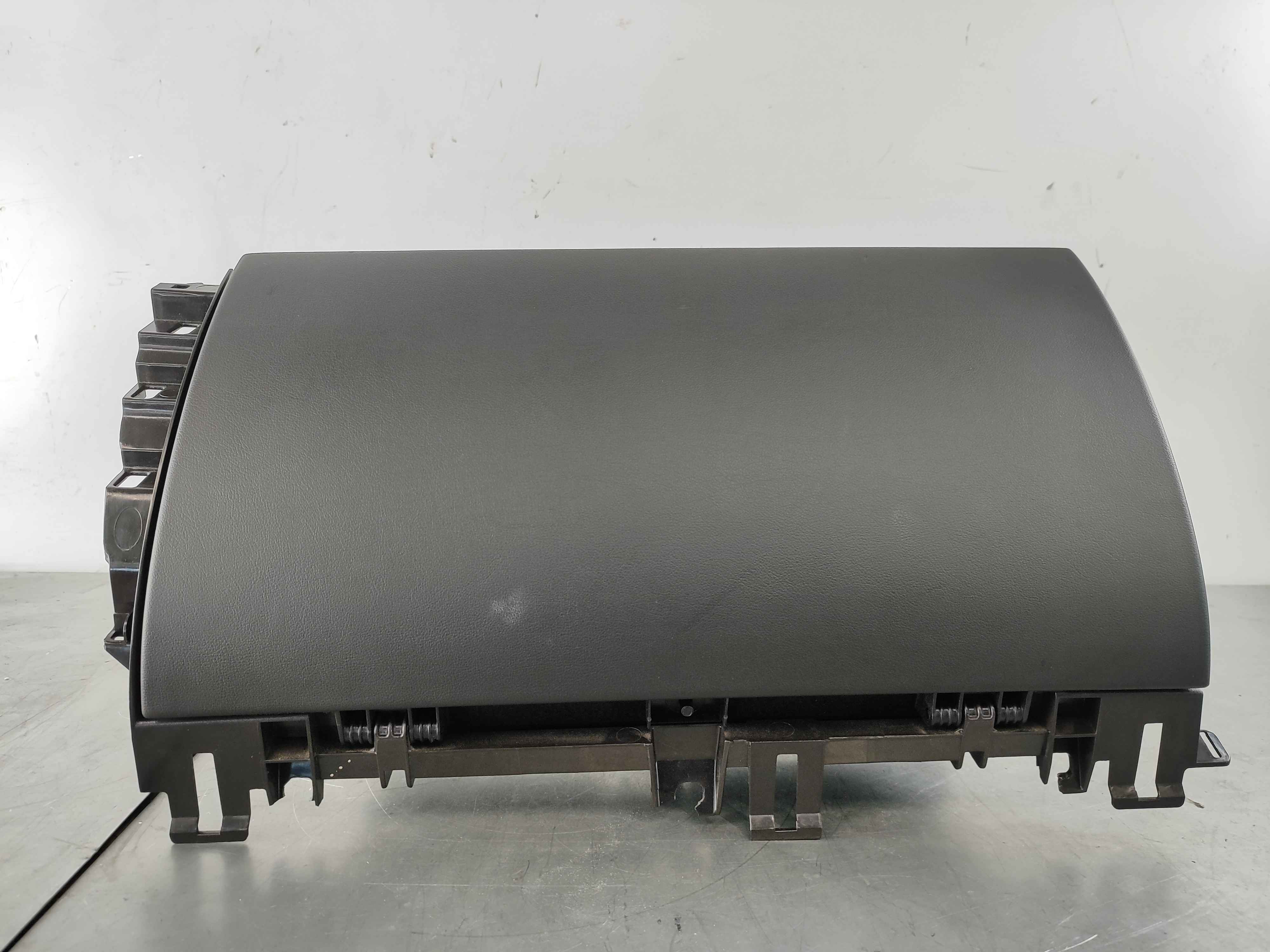 Jaguar C2Z15962LEG