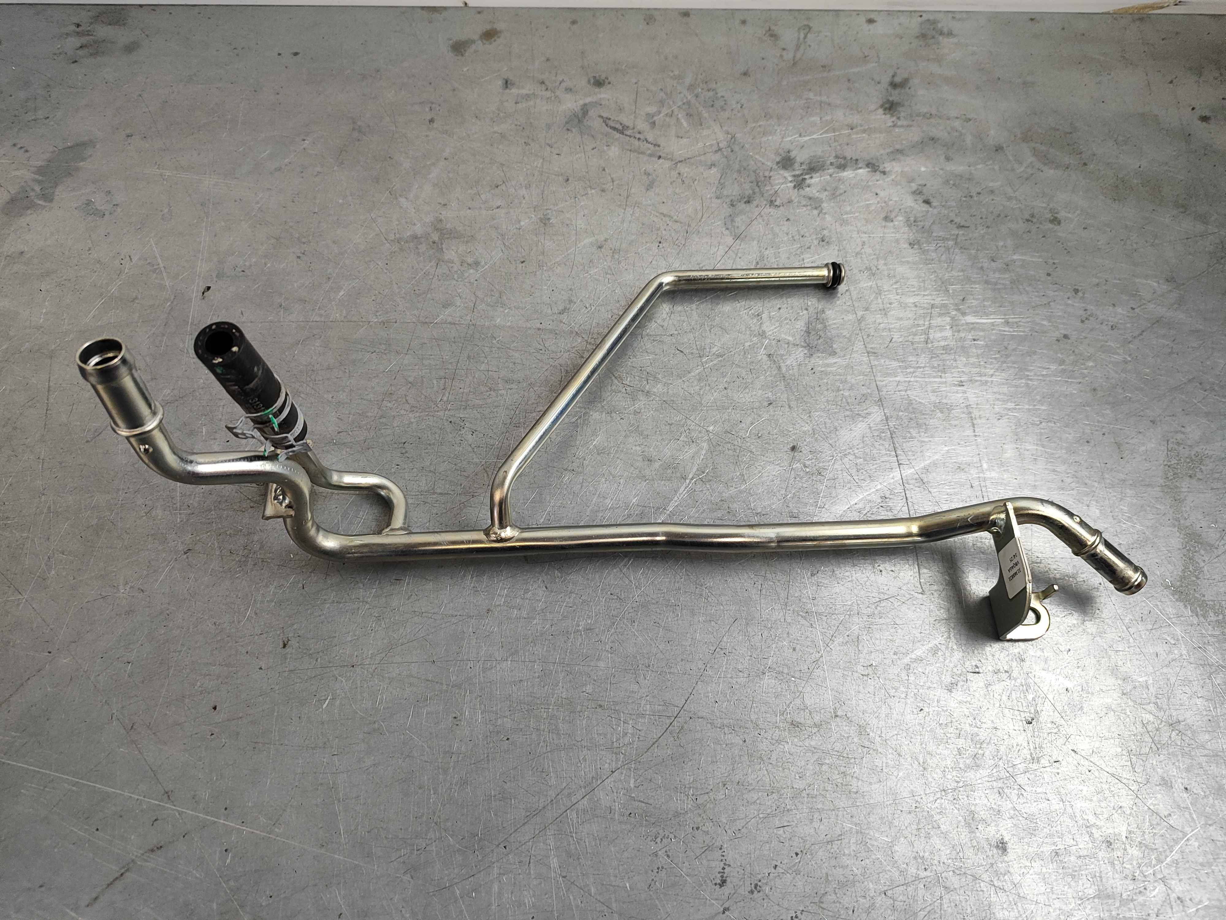 Water pipe (XC90 (16-)|XC60 (18-))