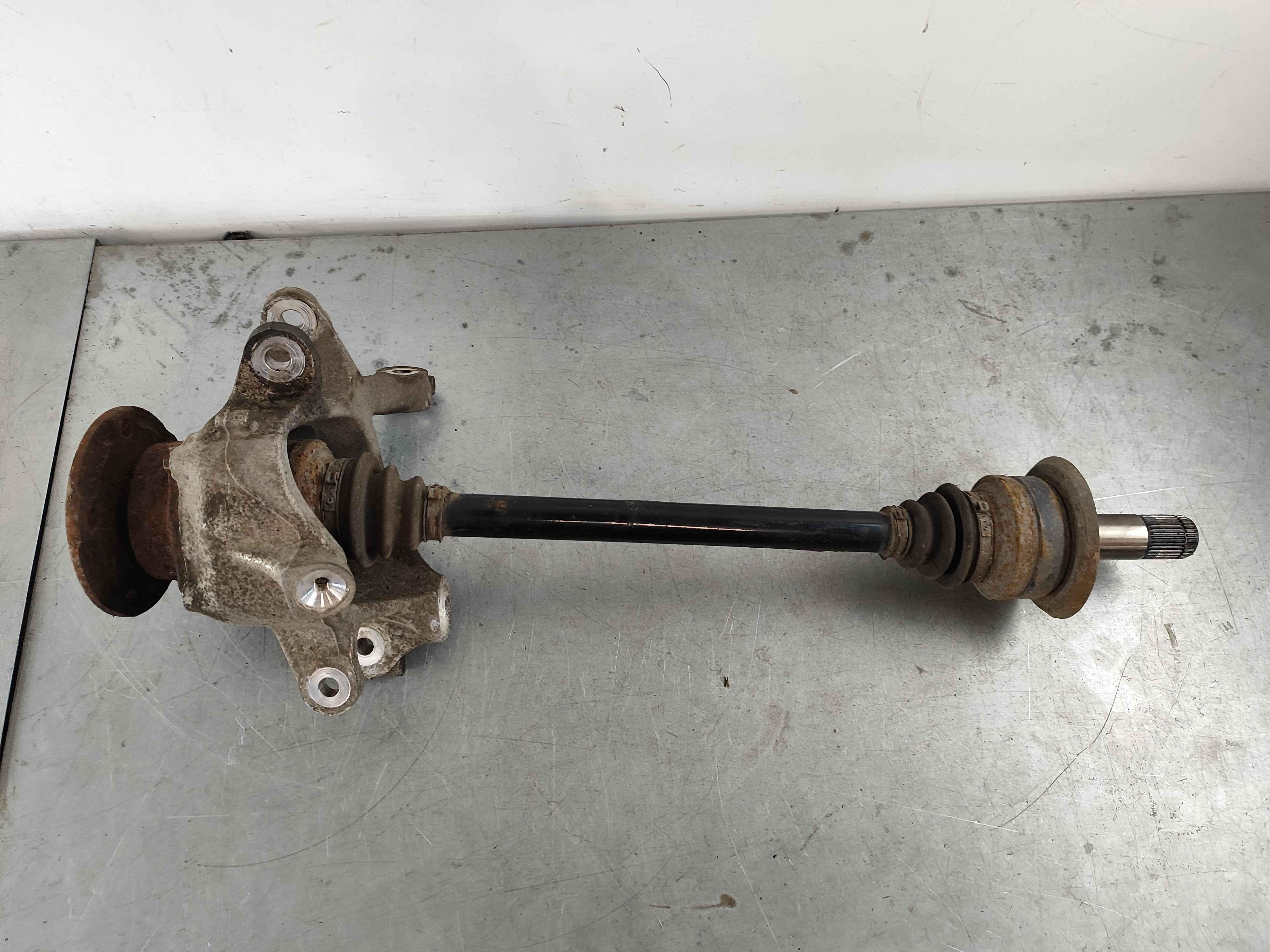 Output shaft, left BMW