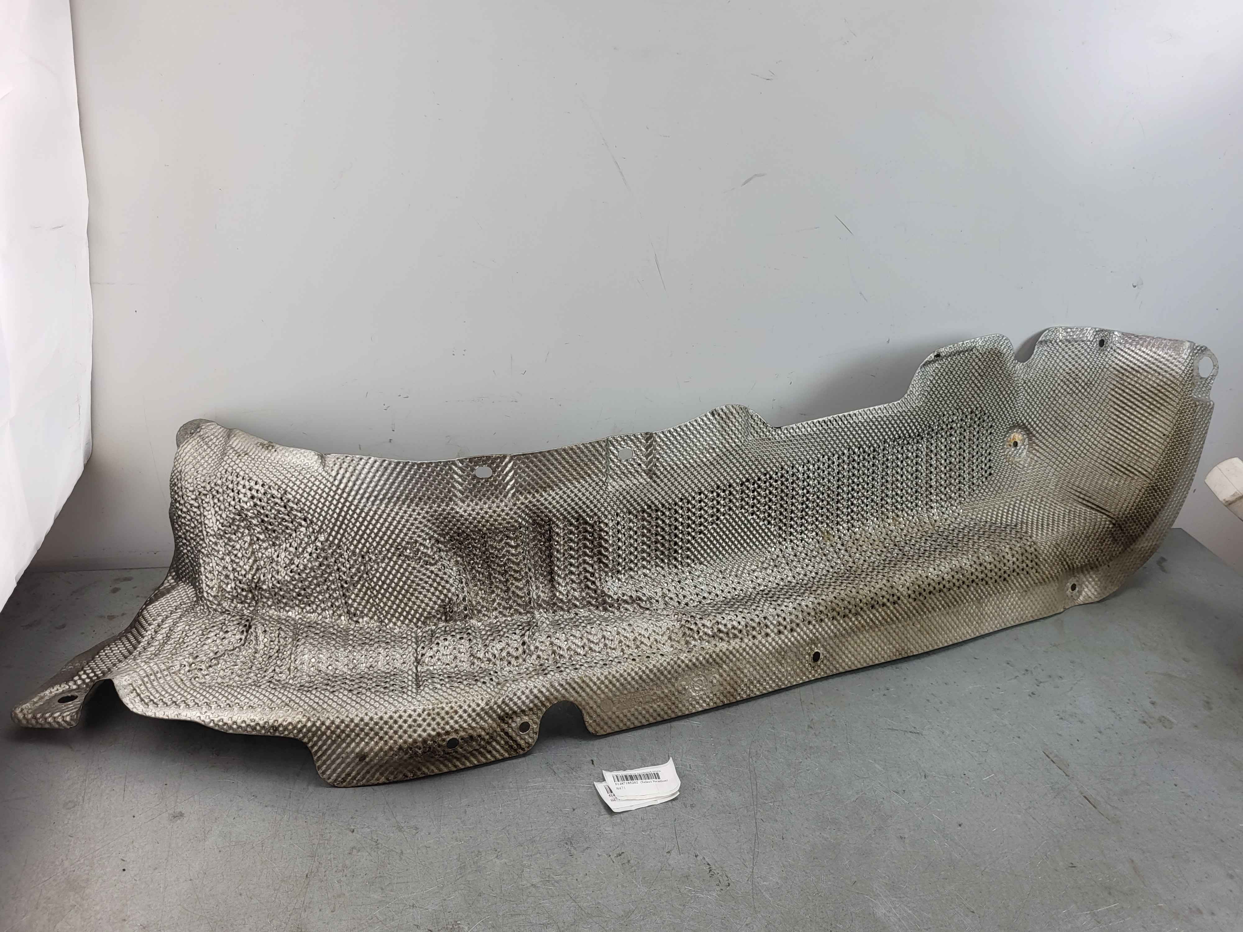 Right front heat insulation BMW